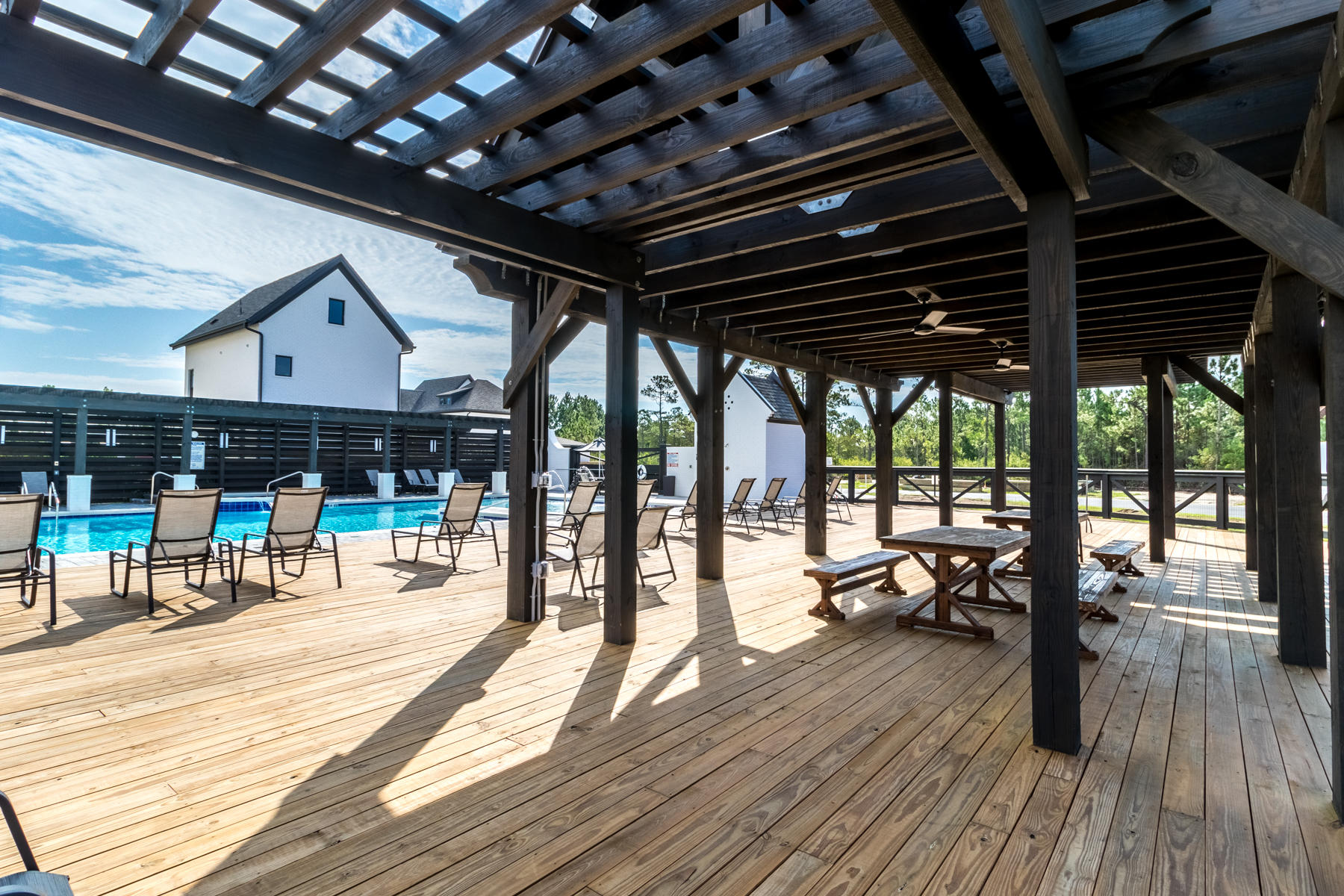 Ridgewalk - Residential