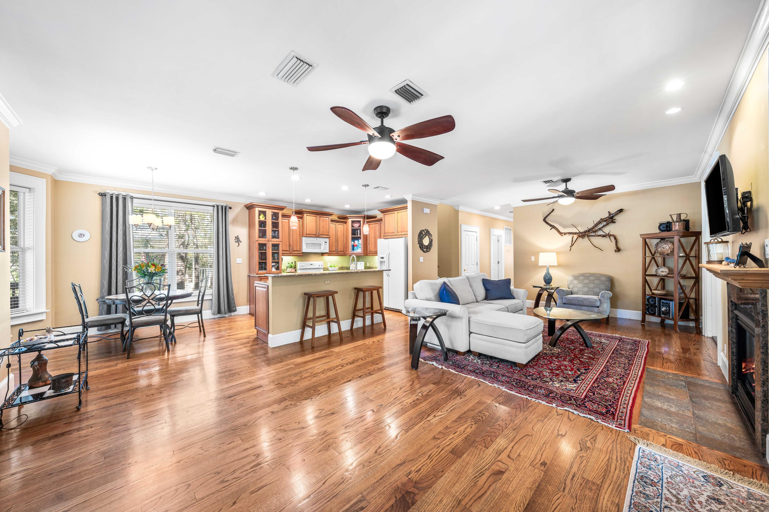 DAUGHETTES AMENDED - Residential