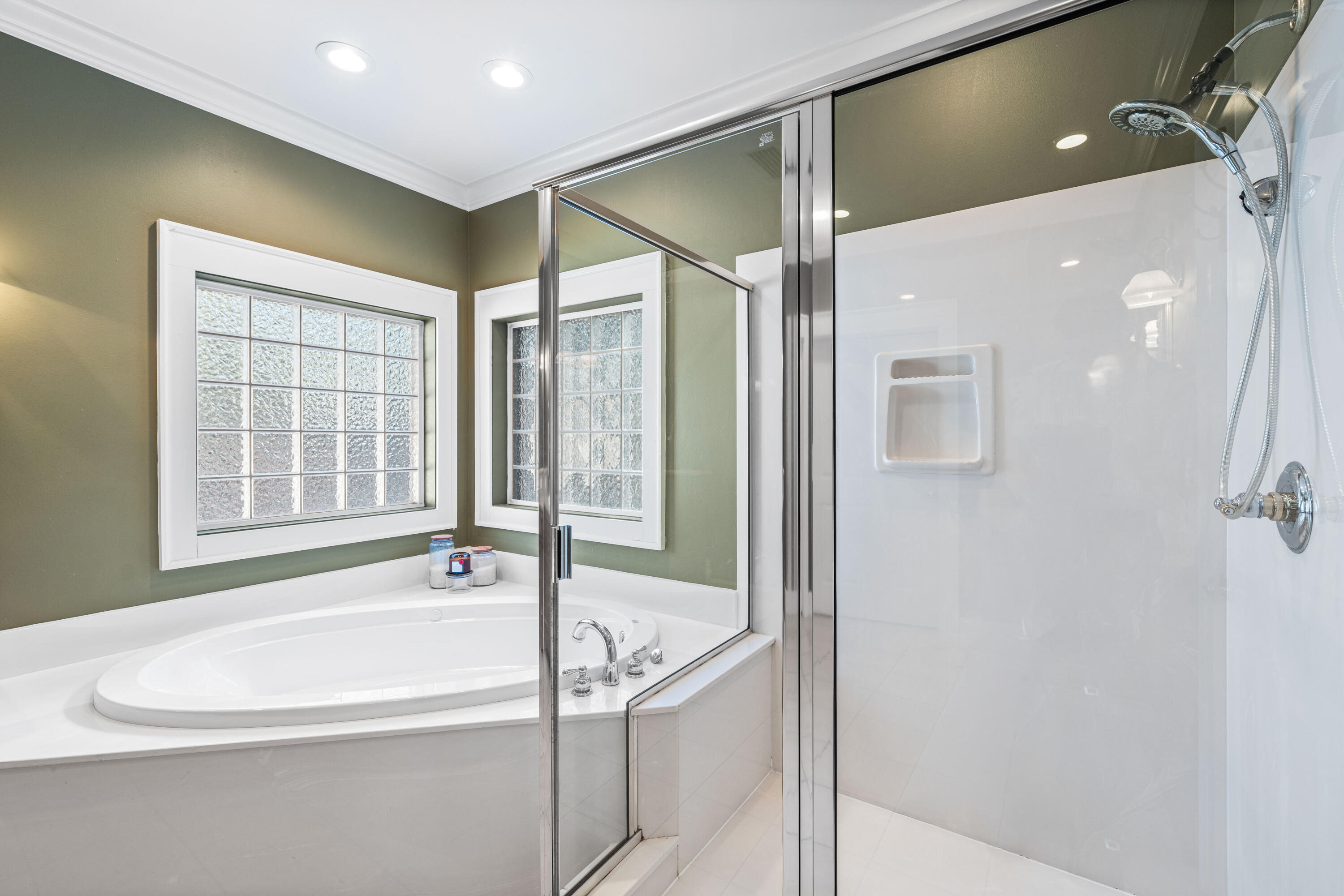 DAUGHETTES AMENDED - Residential