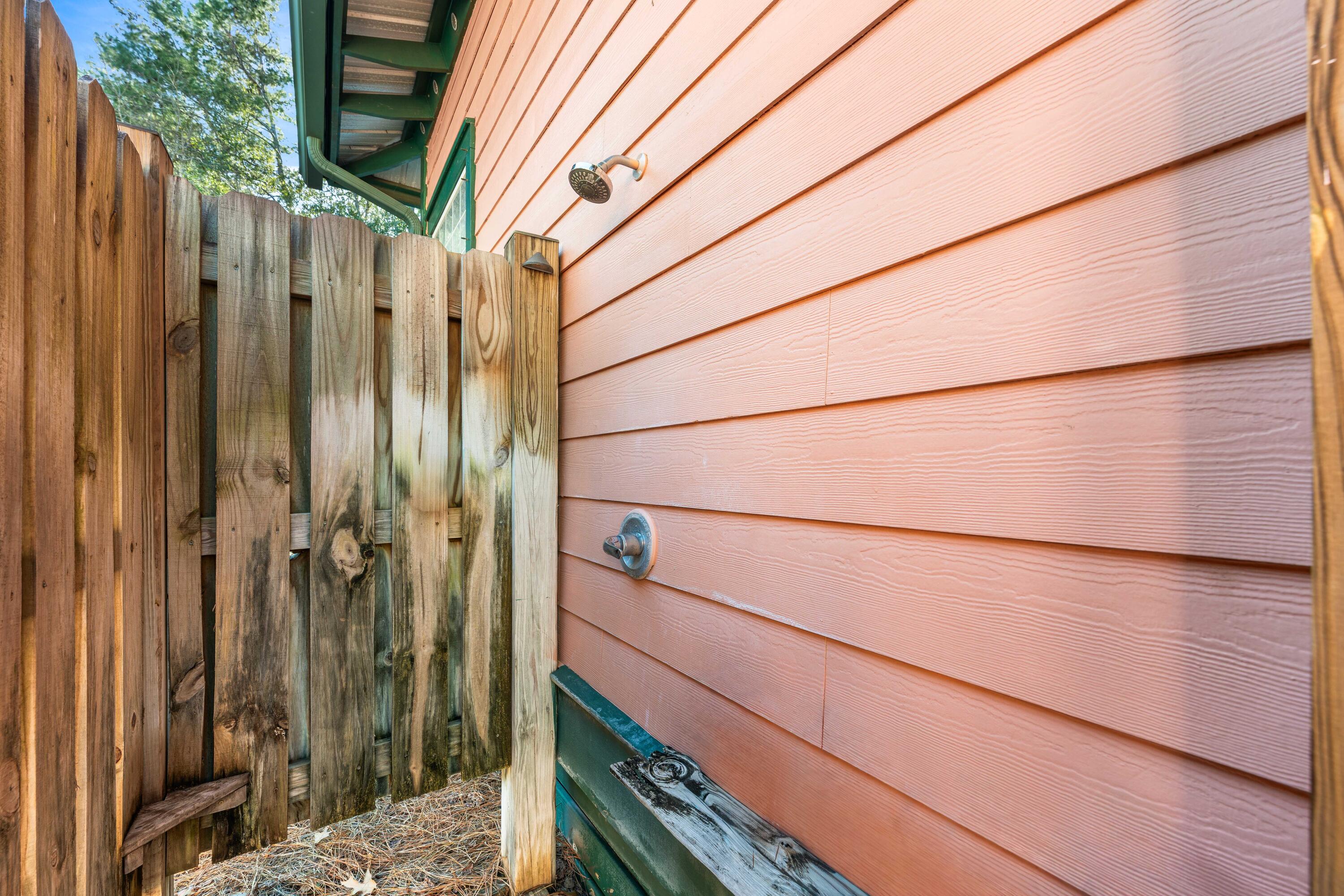 DAUGHETTES AMENDED - Residential