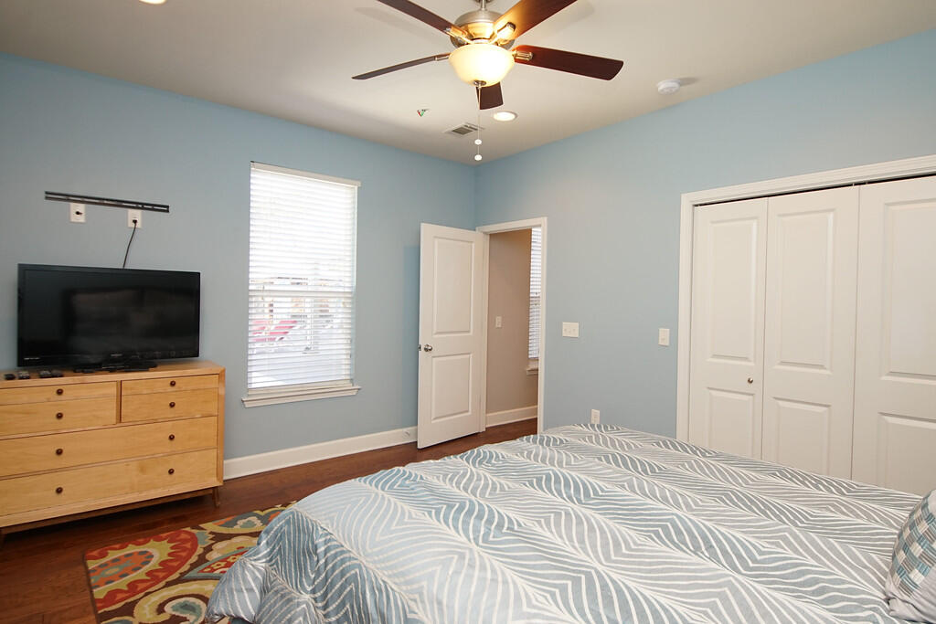 WHISPERING PINES - Residential