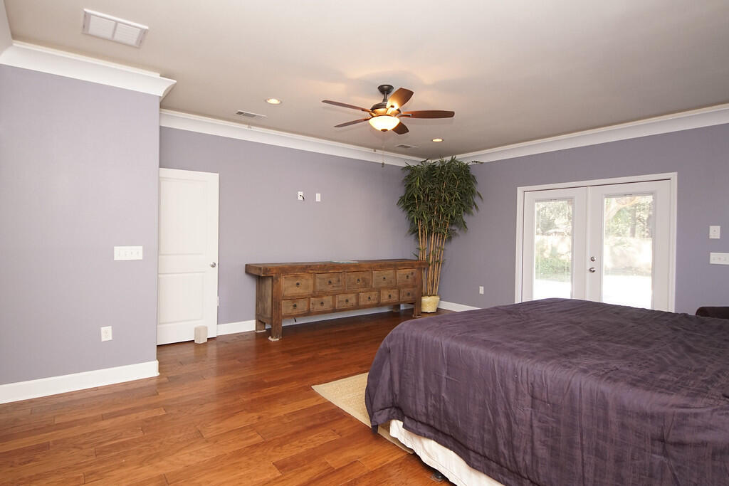 WHISPERING PINES - Residential