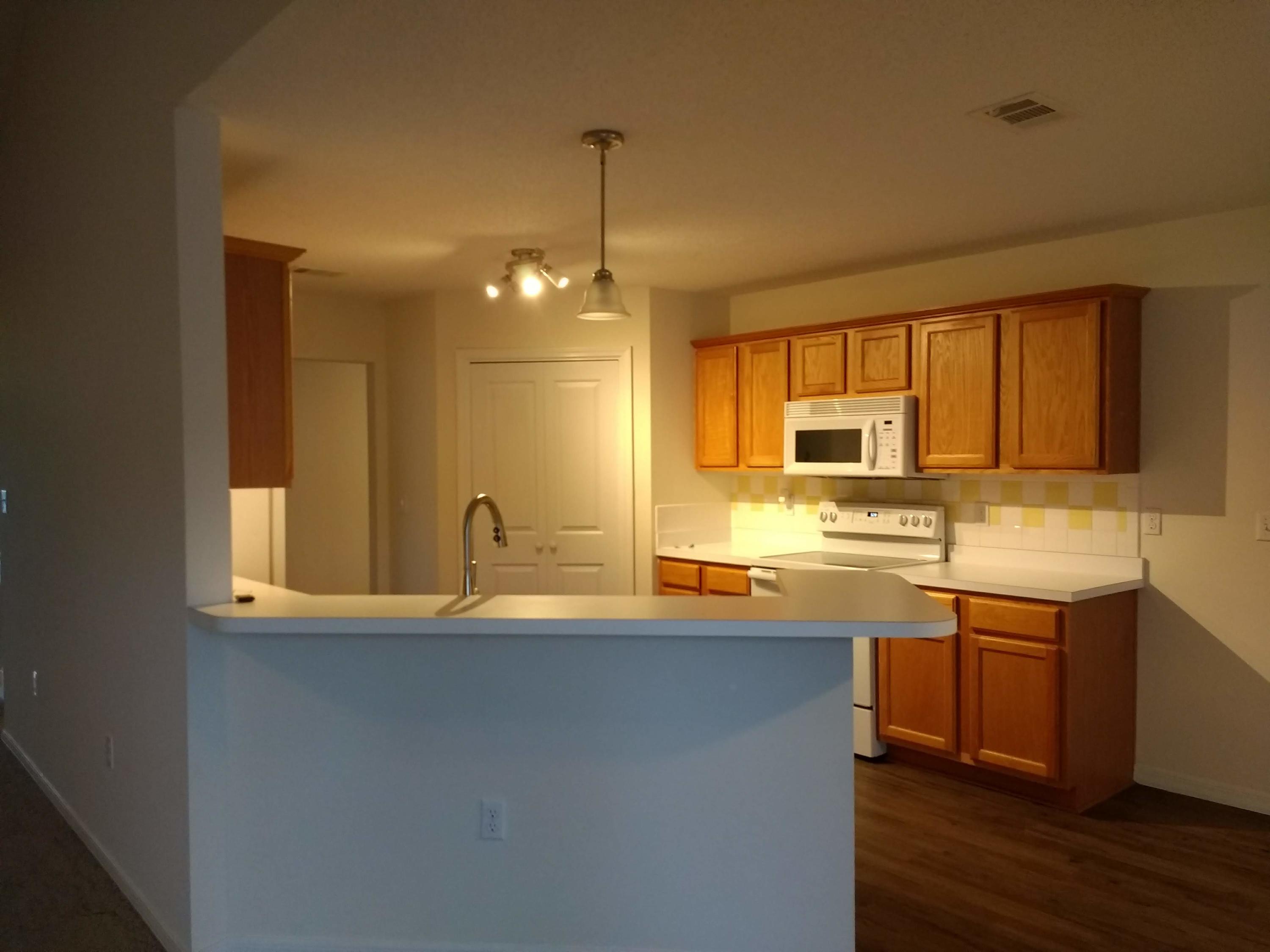 RIVERCHASE S/D PH 3 - Residential Lease