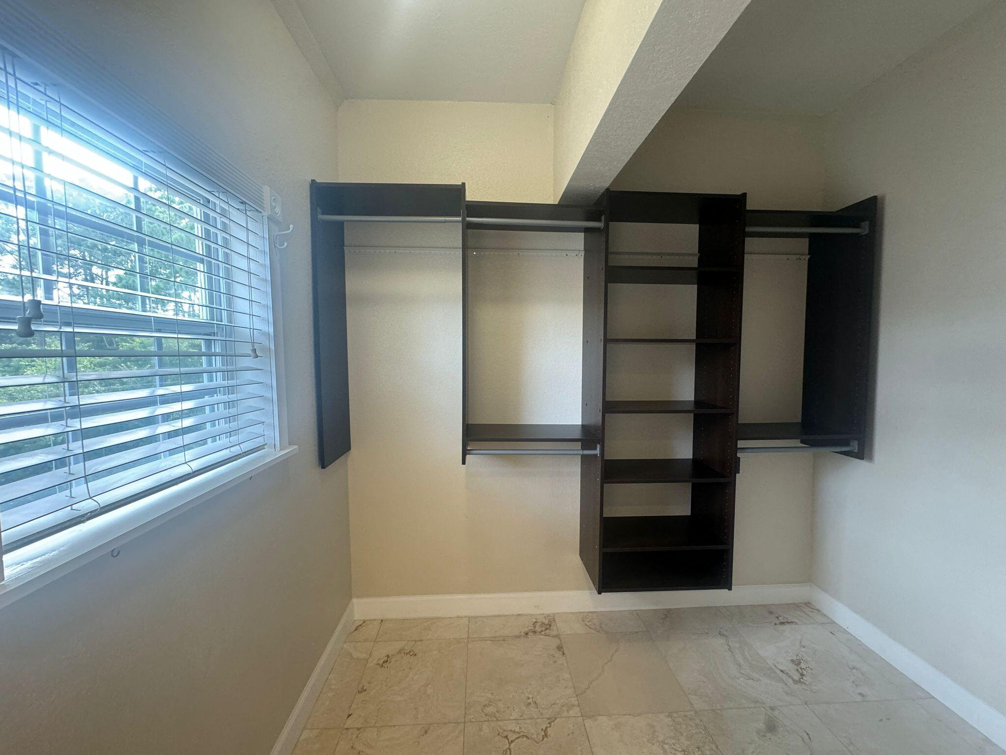 BAYSHORE GARDENS - Residential Lease