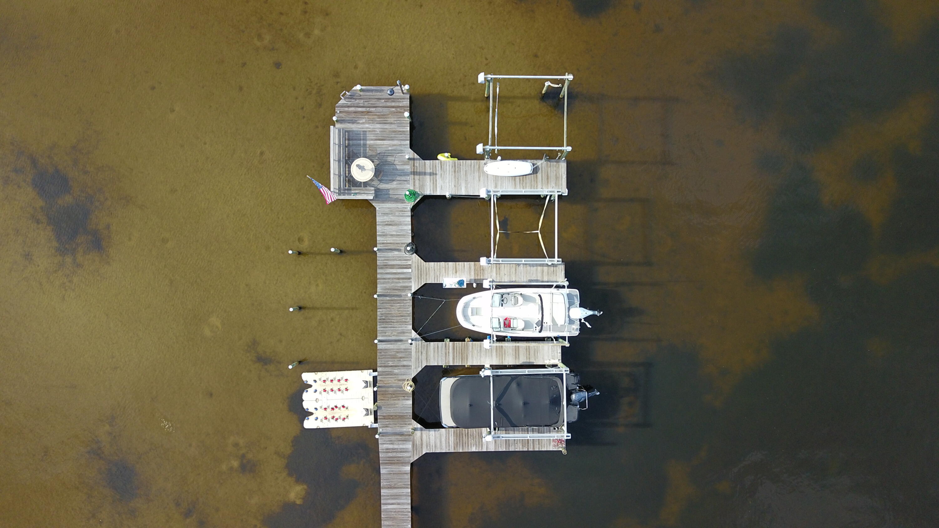 BAYSHORE GARDENS - Residential Lease