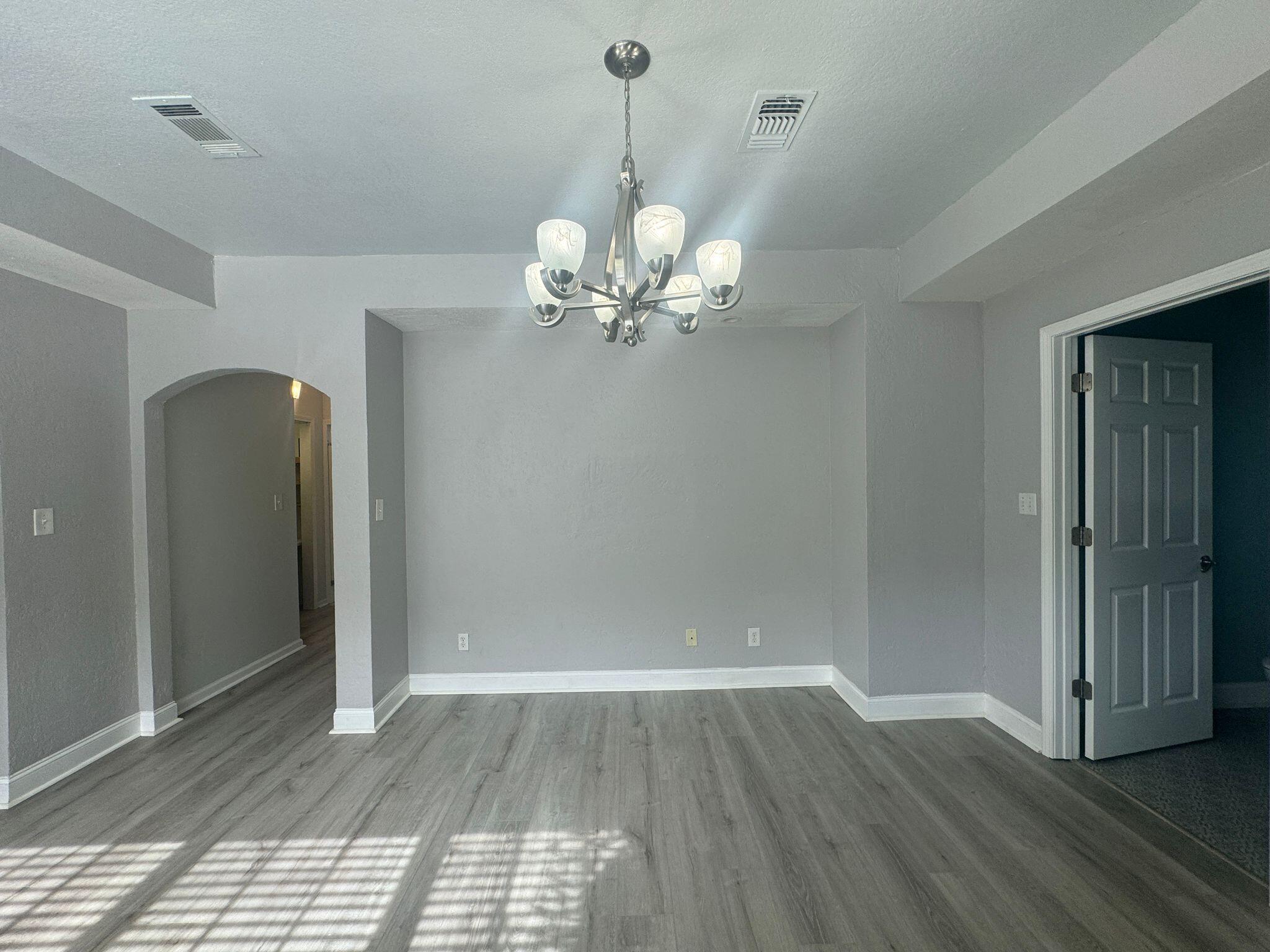 BAYSHORE GARDENS - Residential Lease