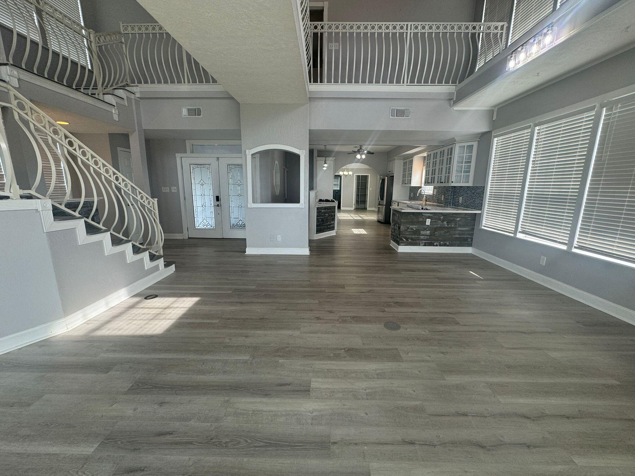 BAYSHORE GARDENS - Residential Lease