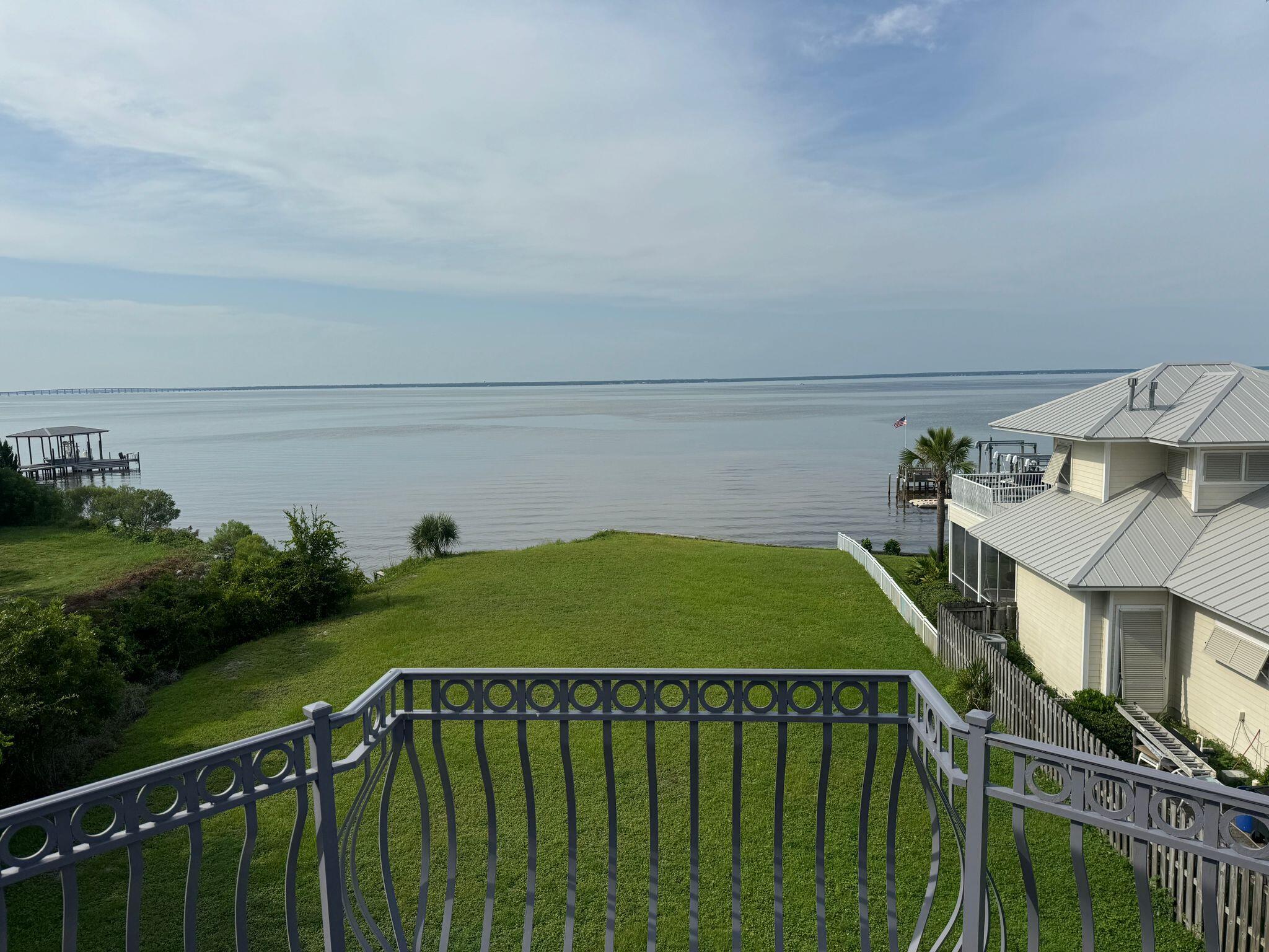 BAYSHORE GARDENS - Residential Lease