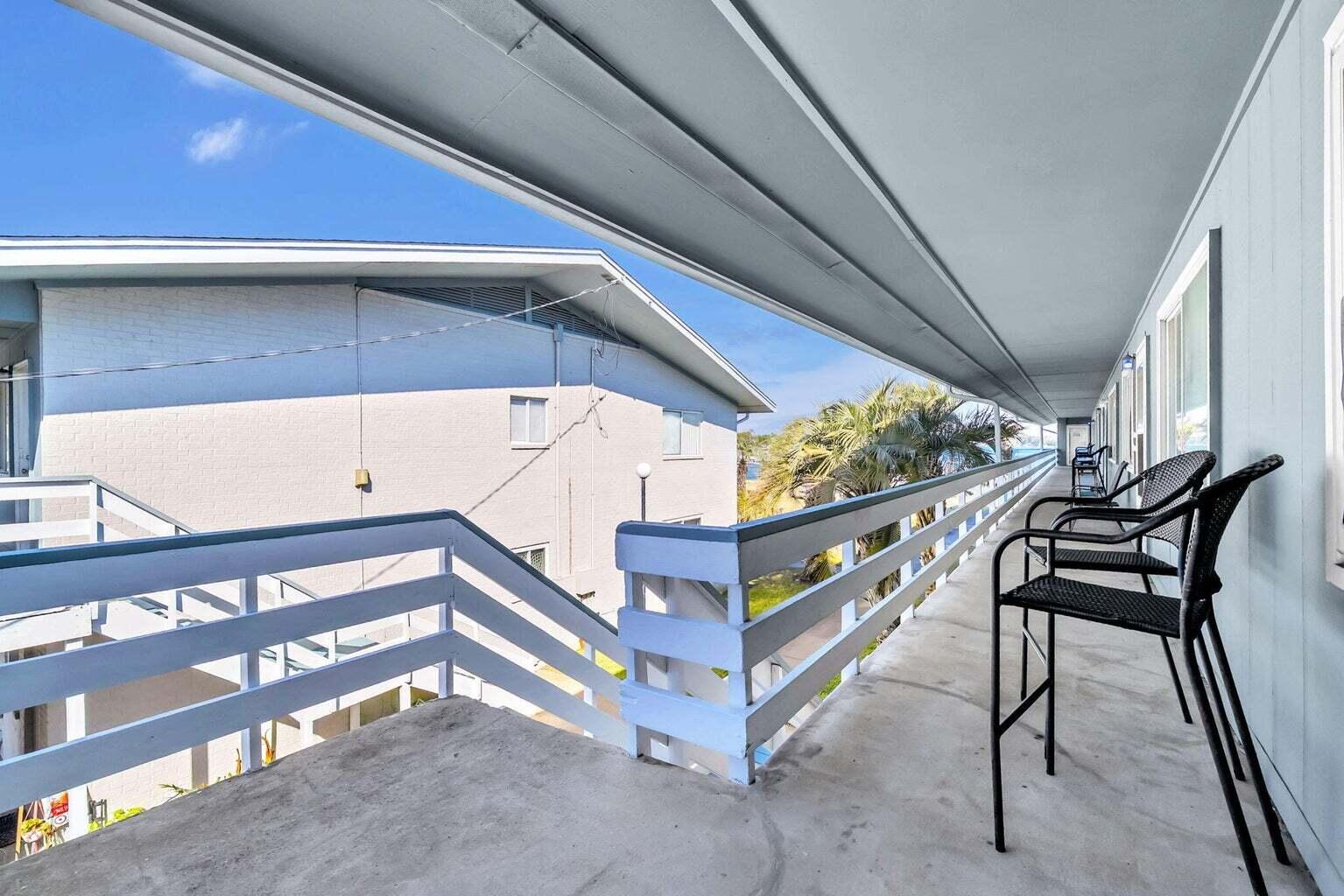 BAYVIEW WATERS CONDO - Residential