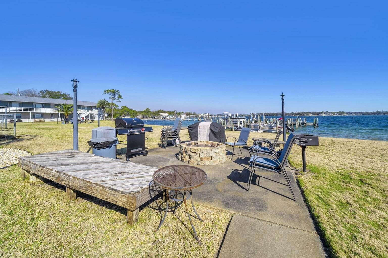 BAYVIEW WATERS CONDO - Residential