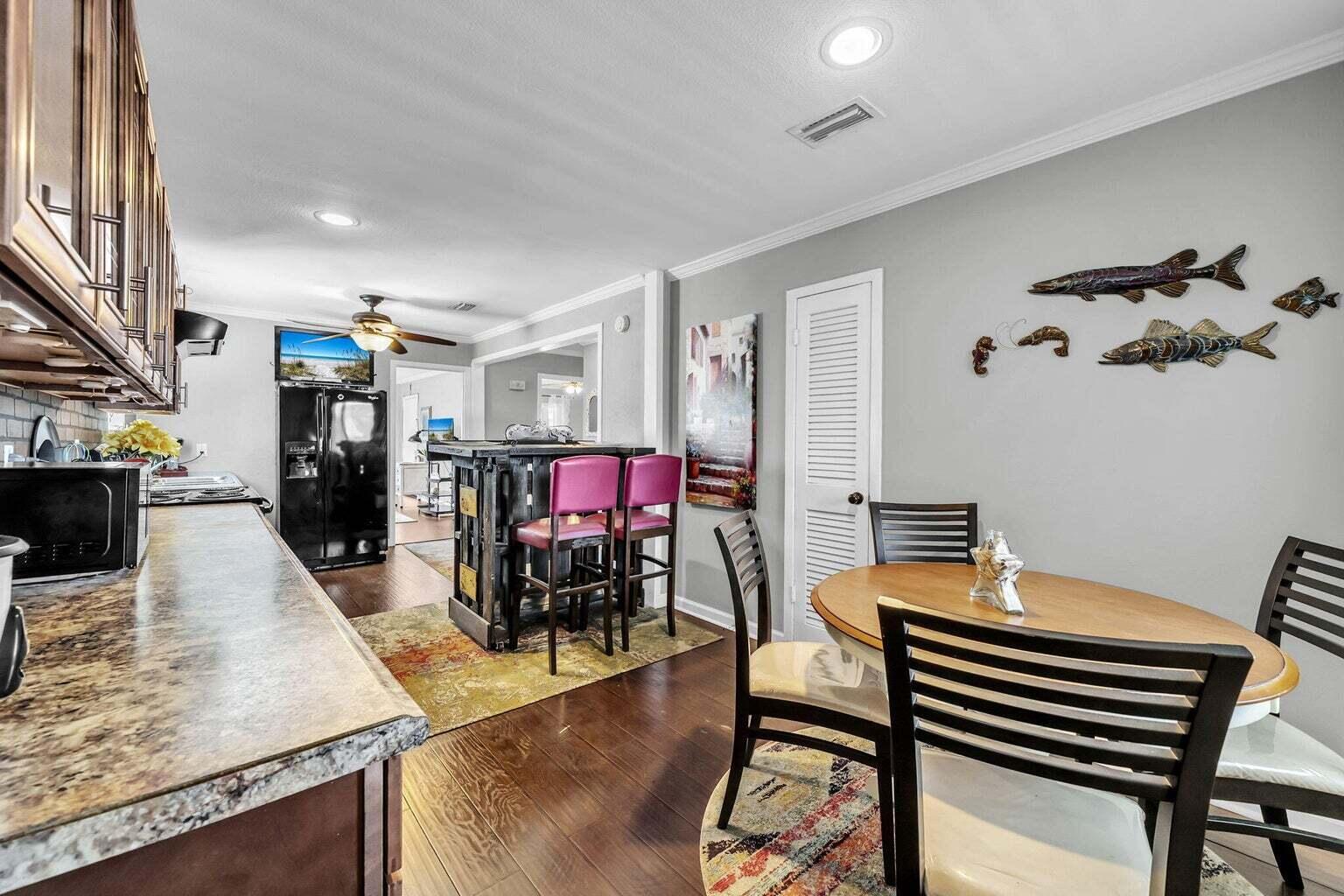 BAYVIEW WATERS CONDO - Residential