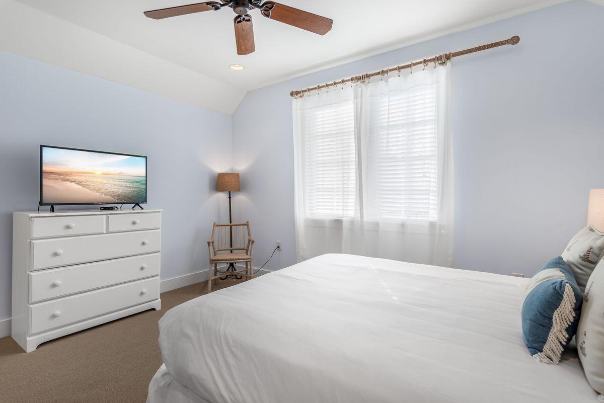 BUNGALOS AT SANDESTIN - Residential