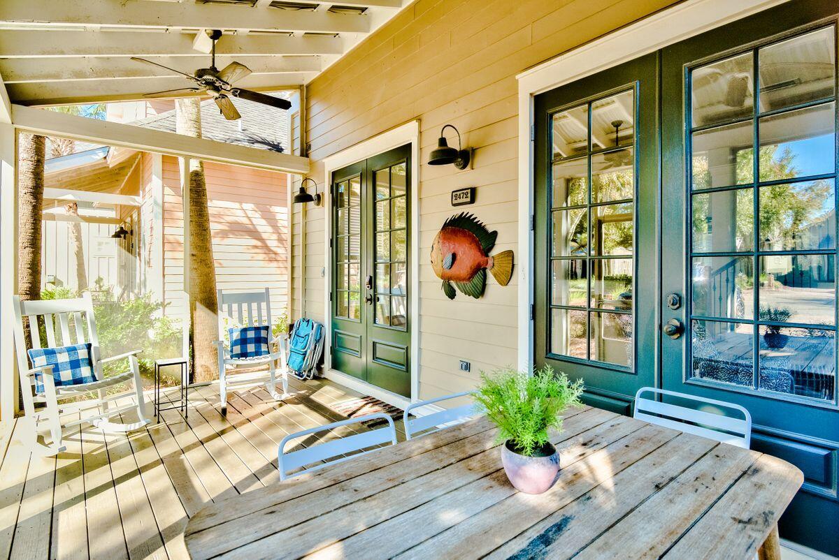 BUNGALOS AT SANDESTIN - Residential