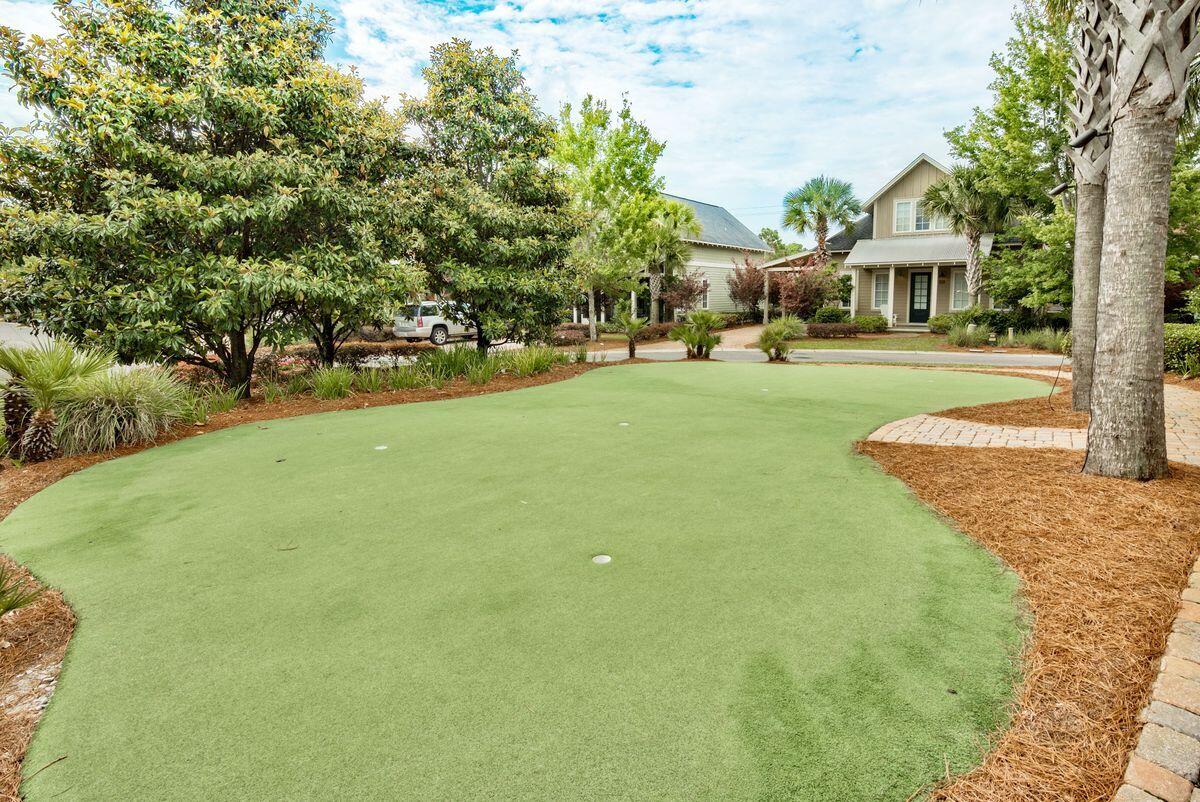 BUNGALOS AT SANDESTIN - Residential