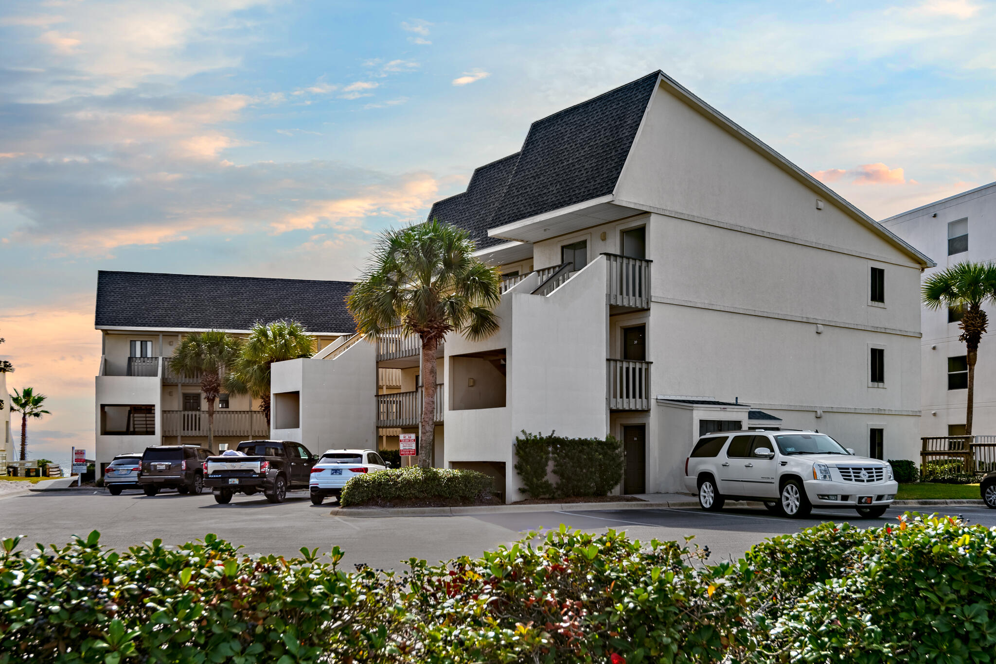 BEACHSIDE CONDO AT SEAGROVE - Residential