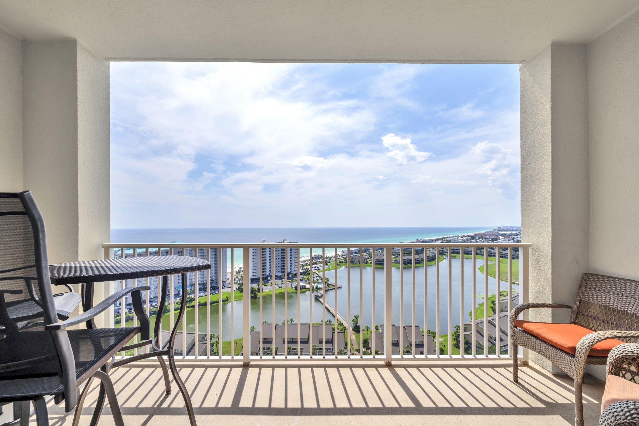 ARIEL DUNES II - Residential