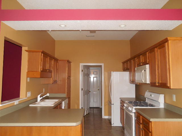 OAK PARK ESTATES - Residential