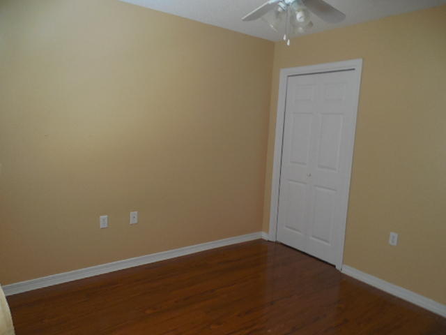 OAK PARK ESTATES - Residential