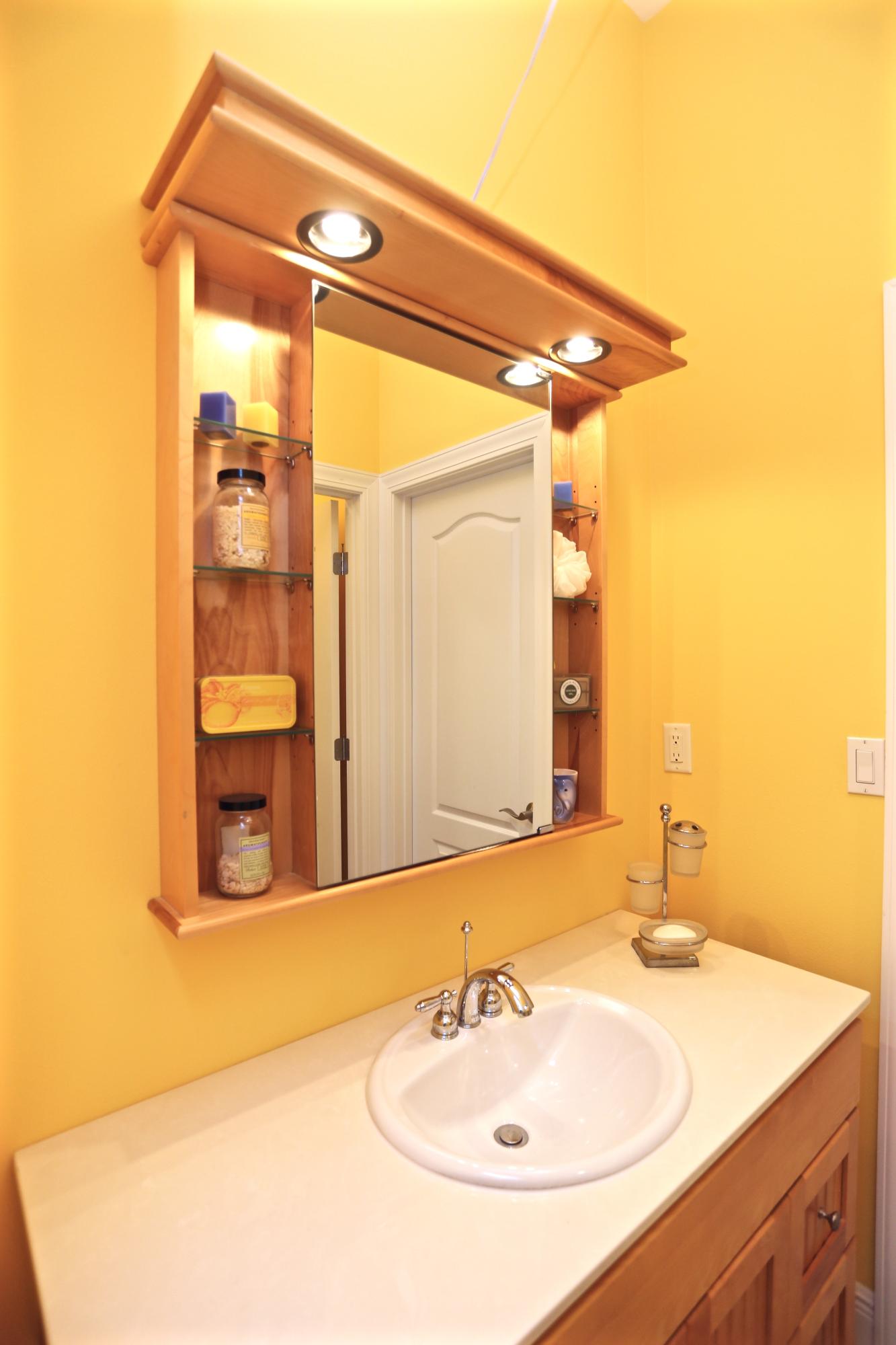 COUNTRY CLUB ESTATES - Residential