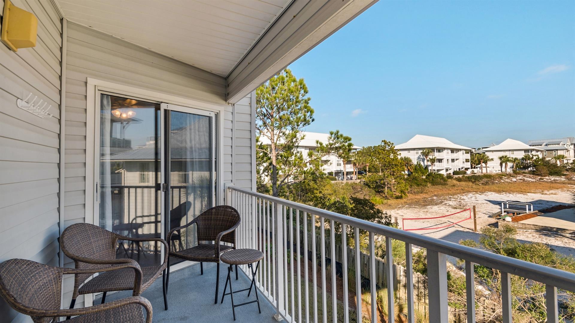 BEACHSIDE VILLAS CONDO - Residential