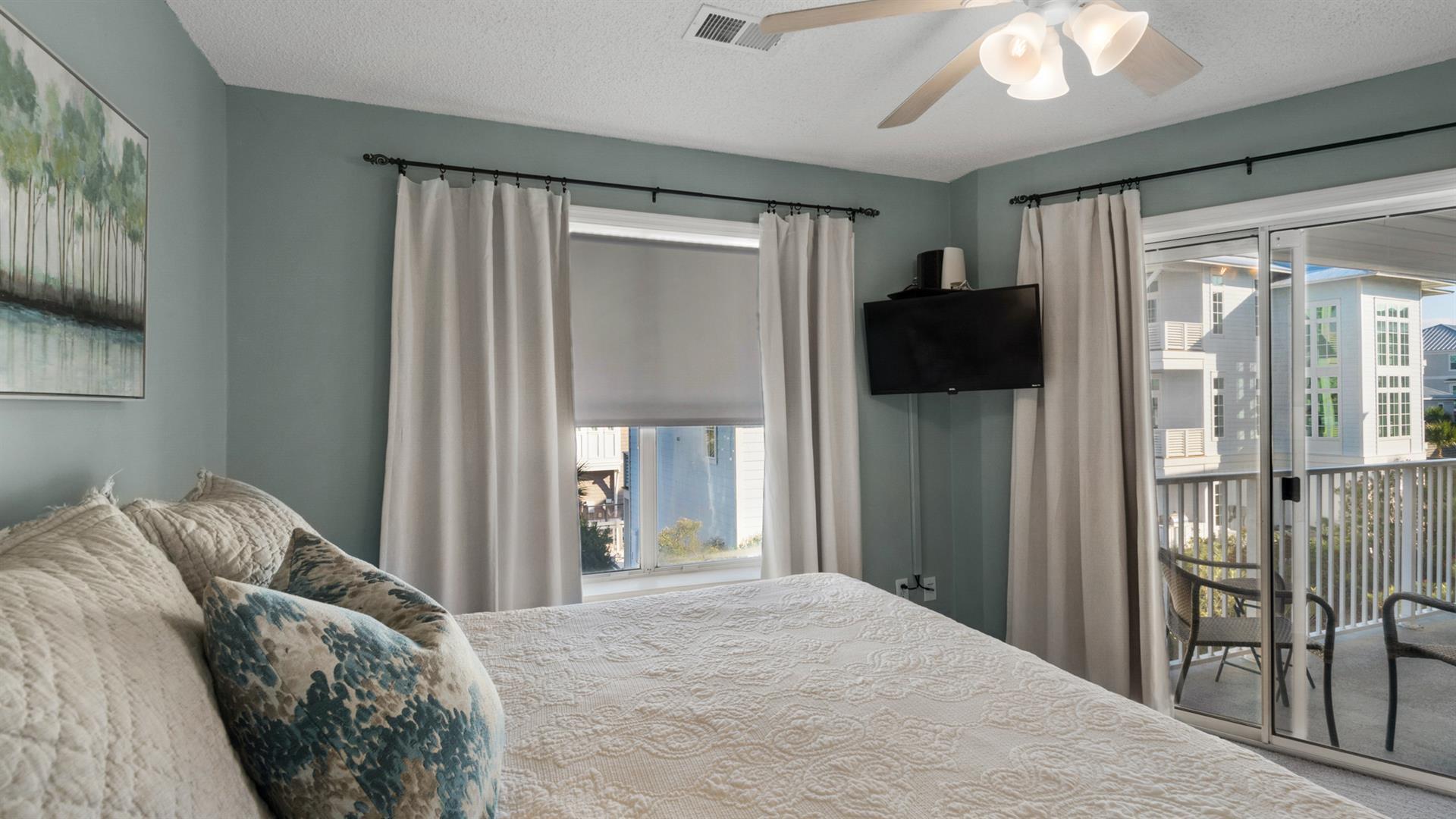 BEACHSIDE VILLAS CONDO - Residential