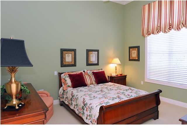 BURNT PINE - Residential