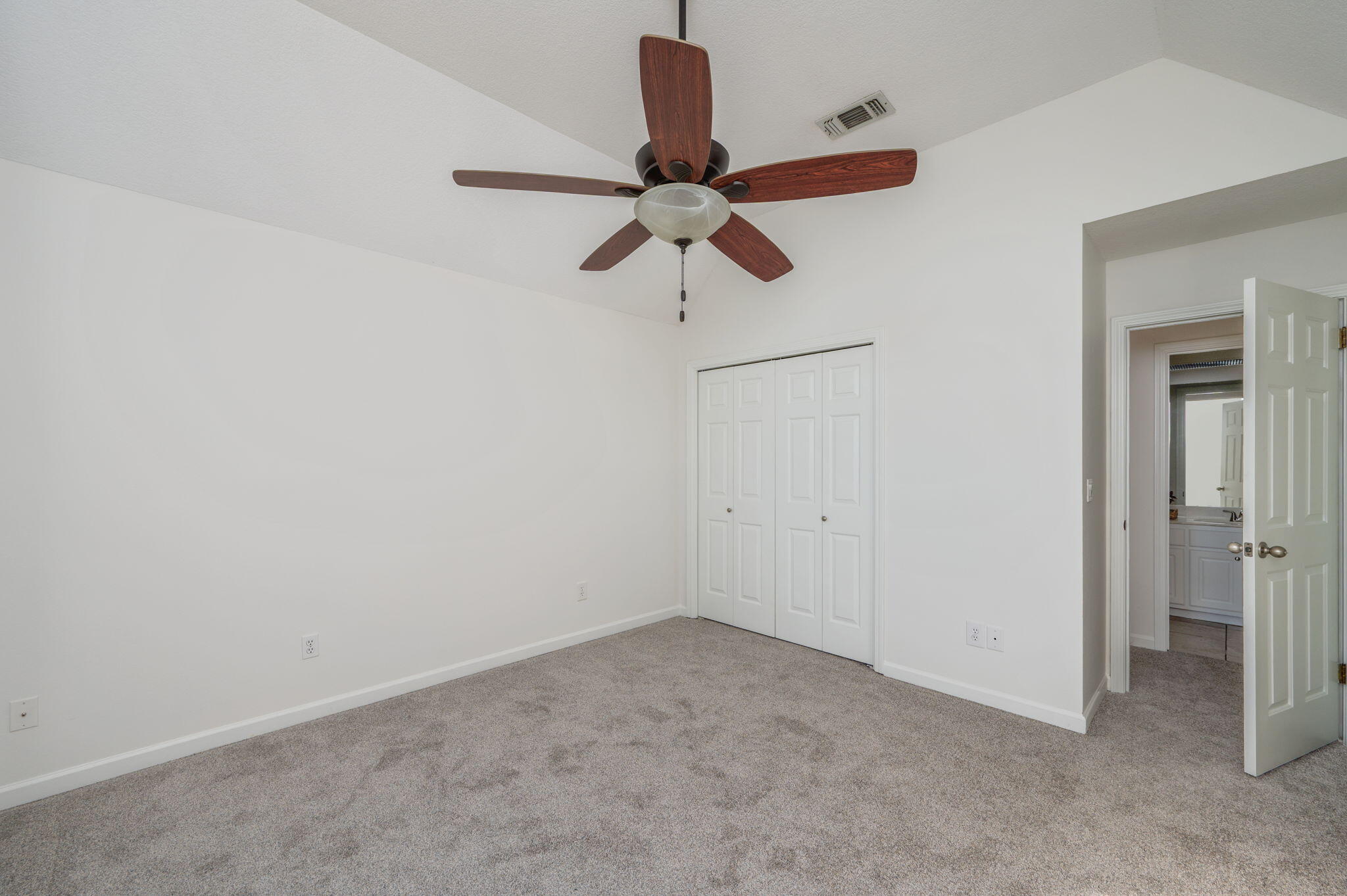 LAKE POINTE - Residential