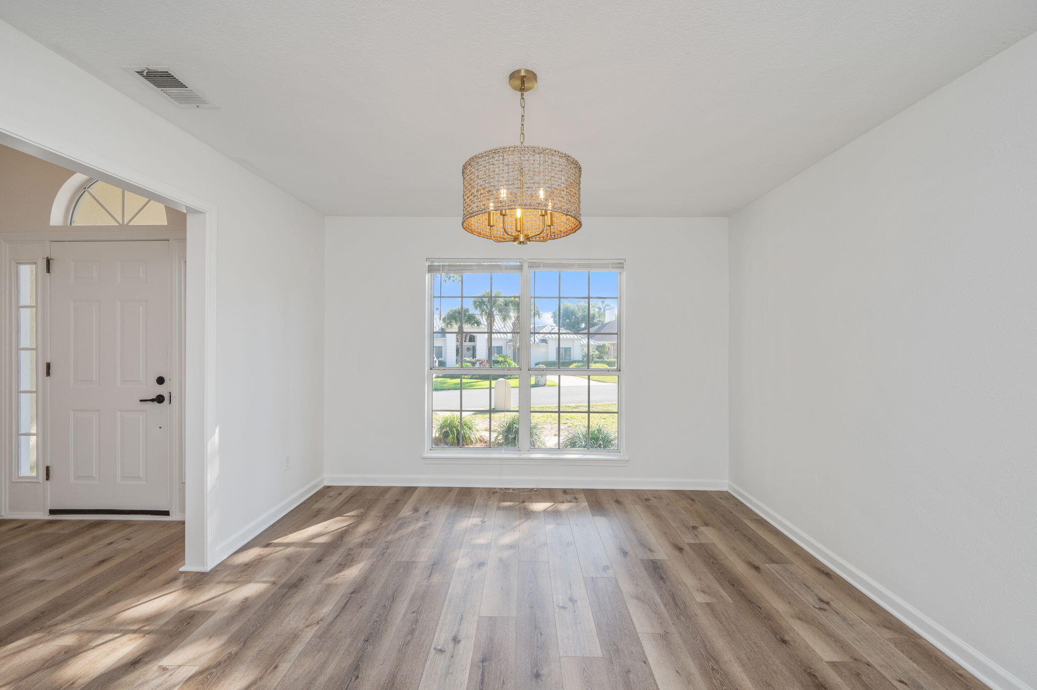 LAKE POINTE - Residential
