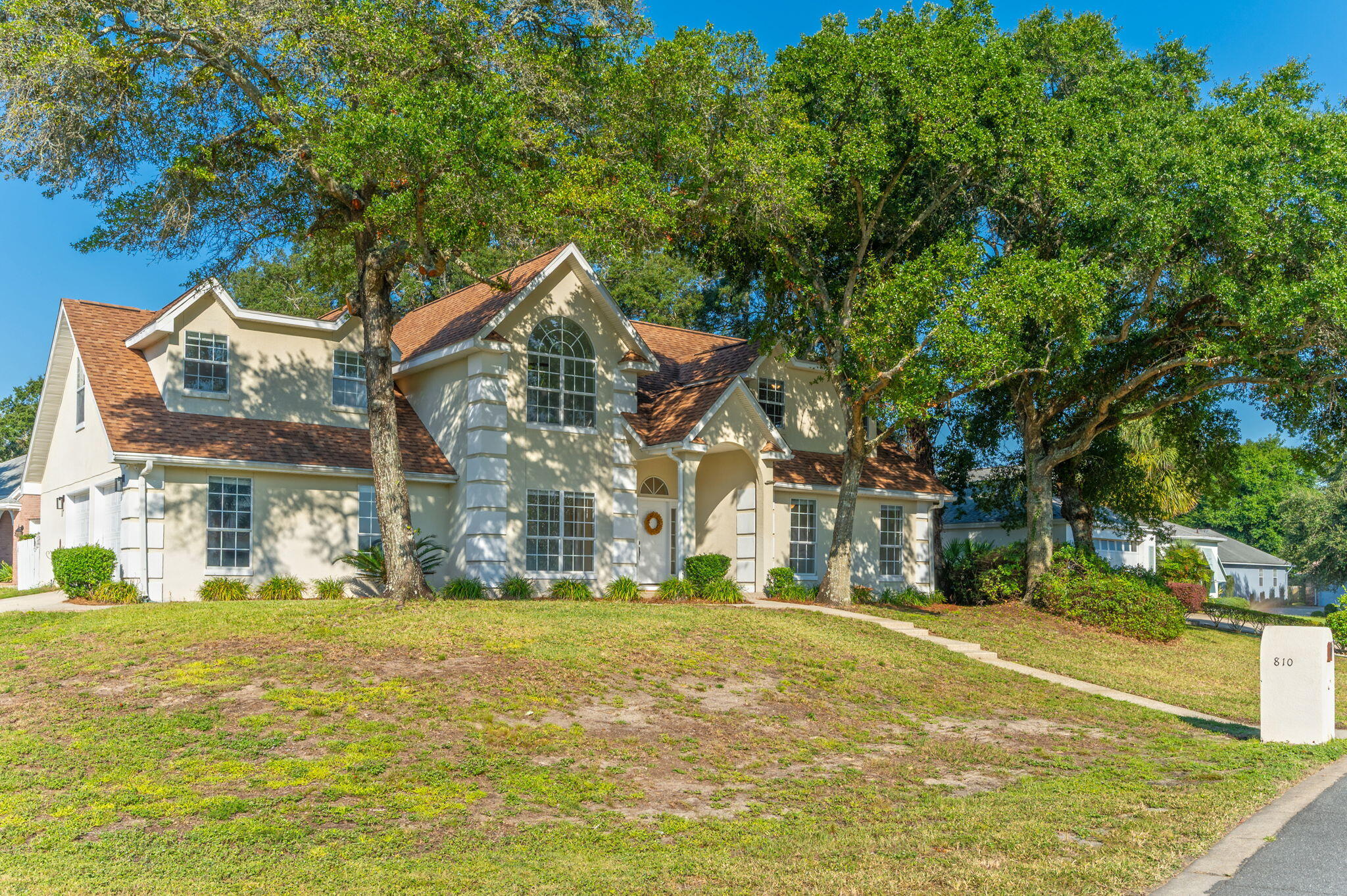 LAKE POINTE - Residential