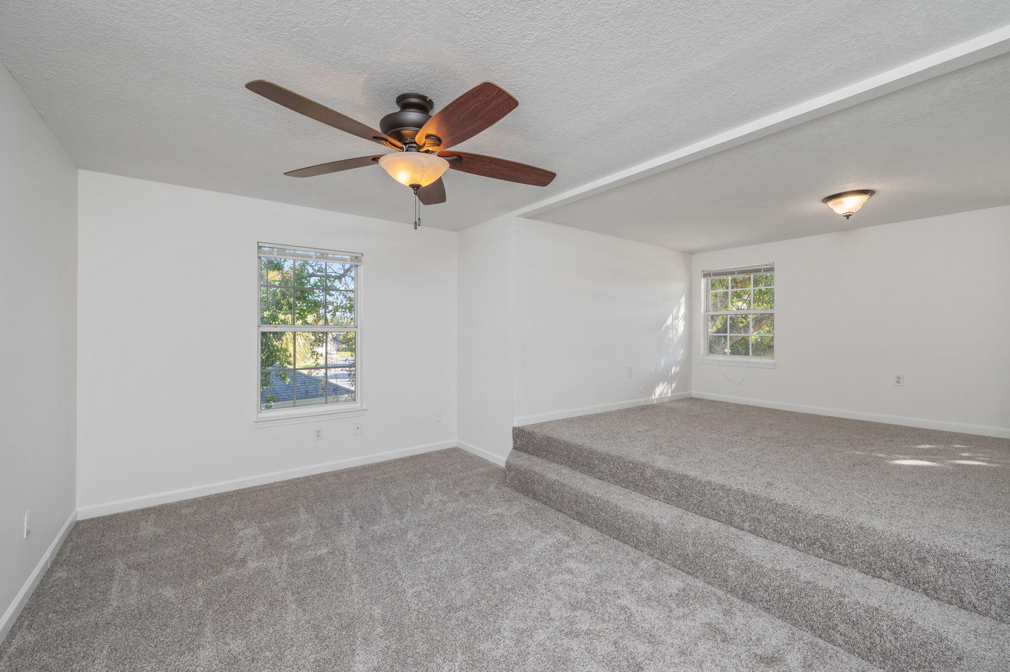 LAKE POINTE - Residential