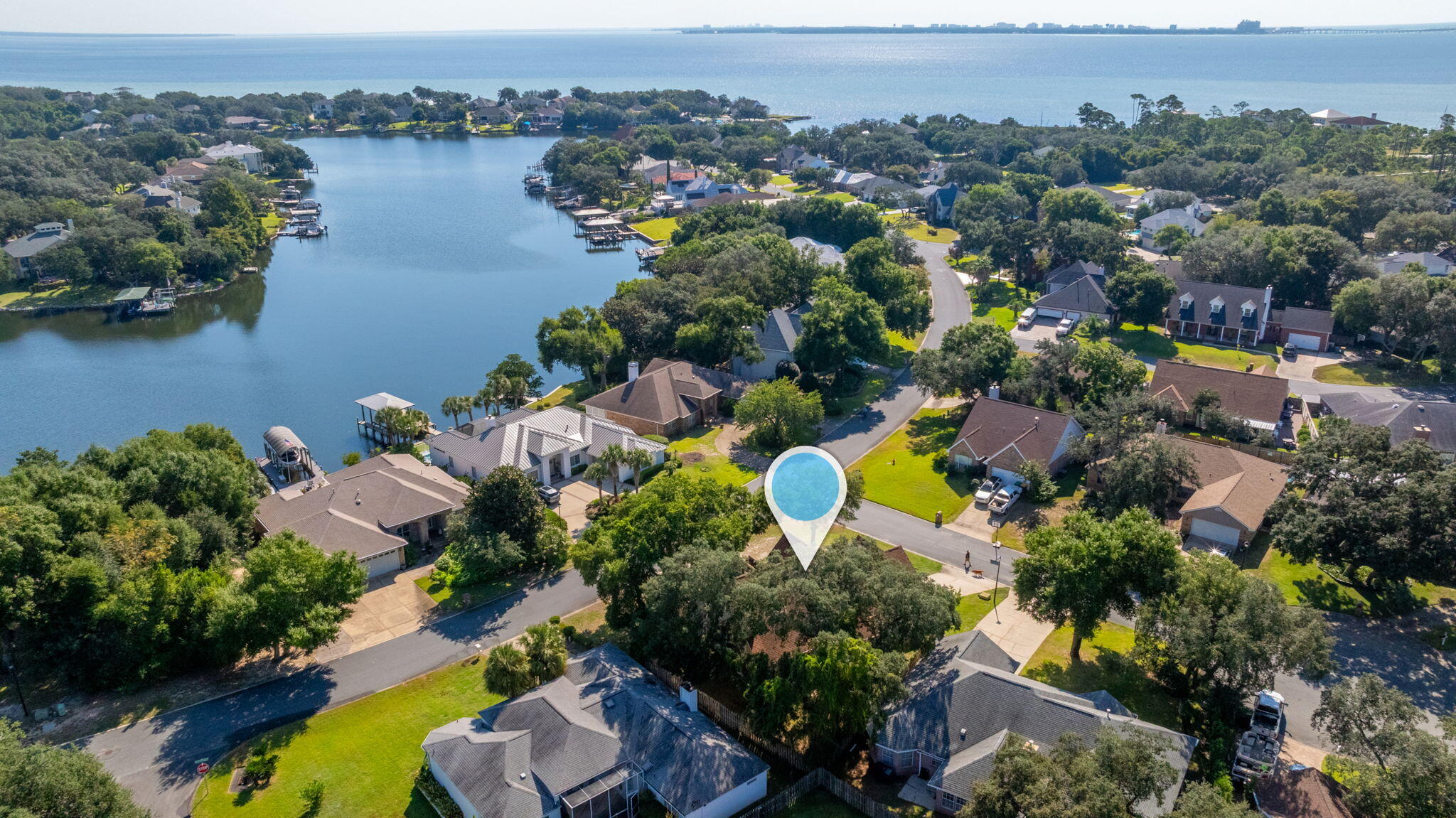 LAKE POINTE - Residential