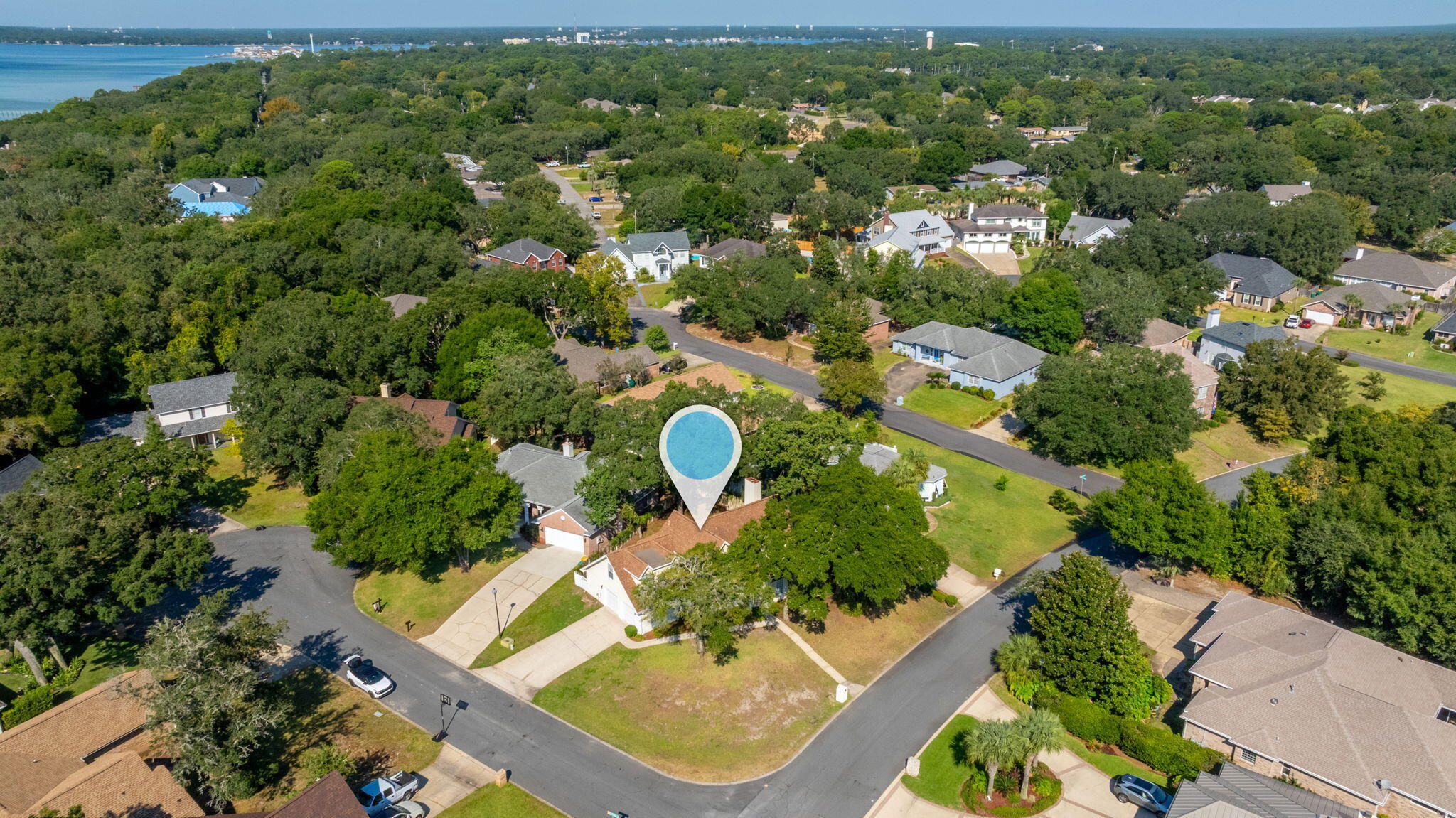 LAKE POINTE - Residential