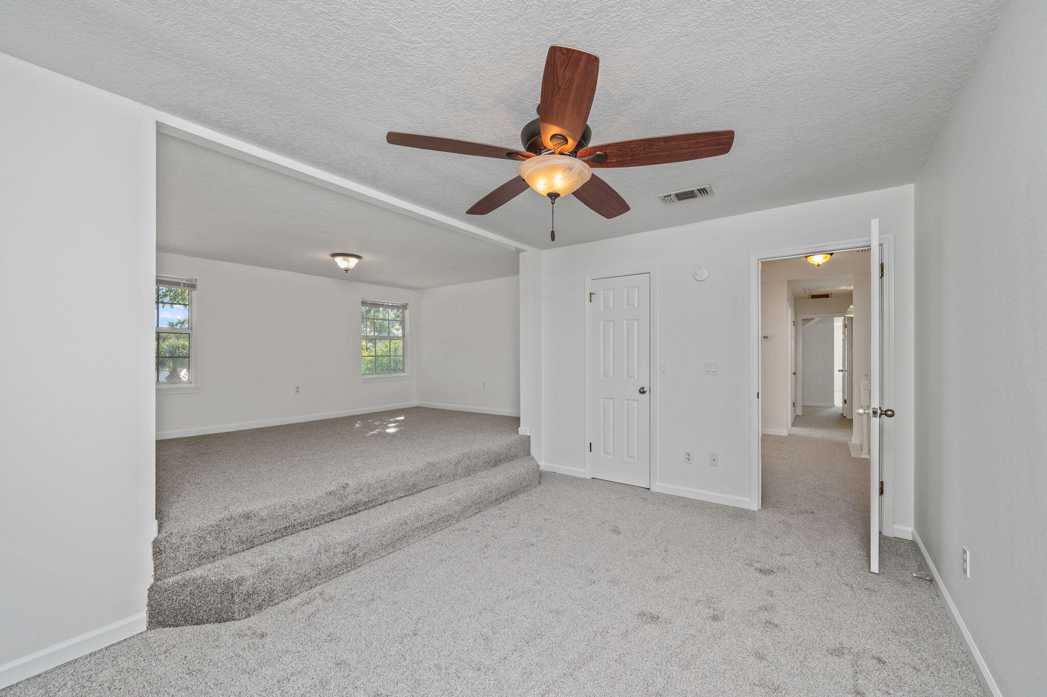 LAKE POINTE - Residential