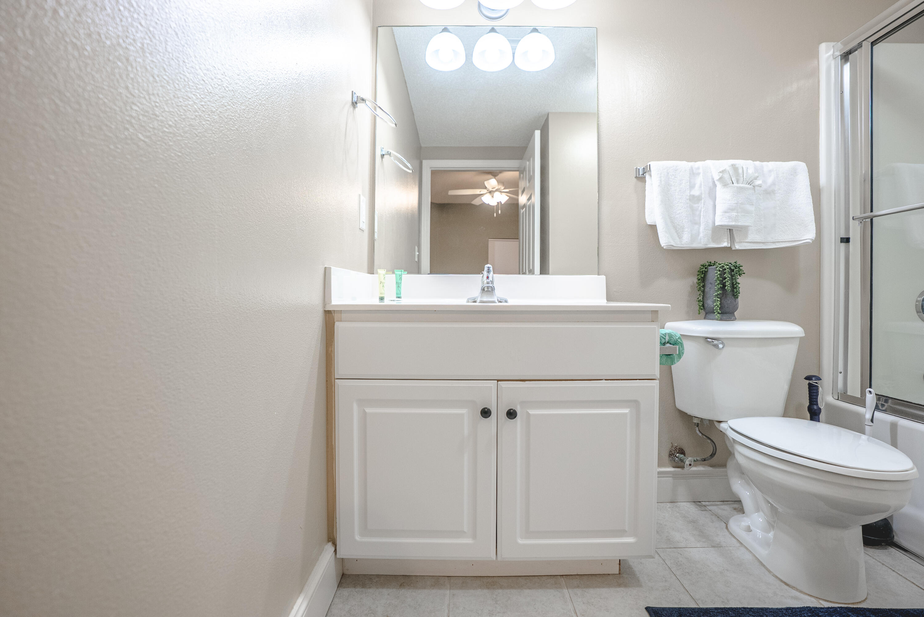 MAJESTIC BEACH TOWERS I - Residential