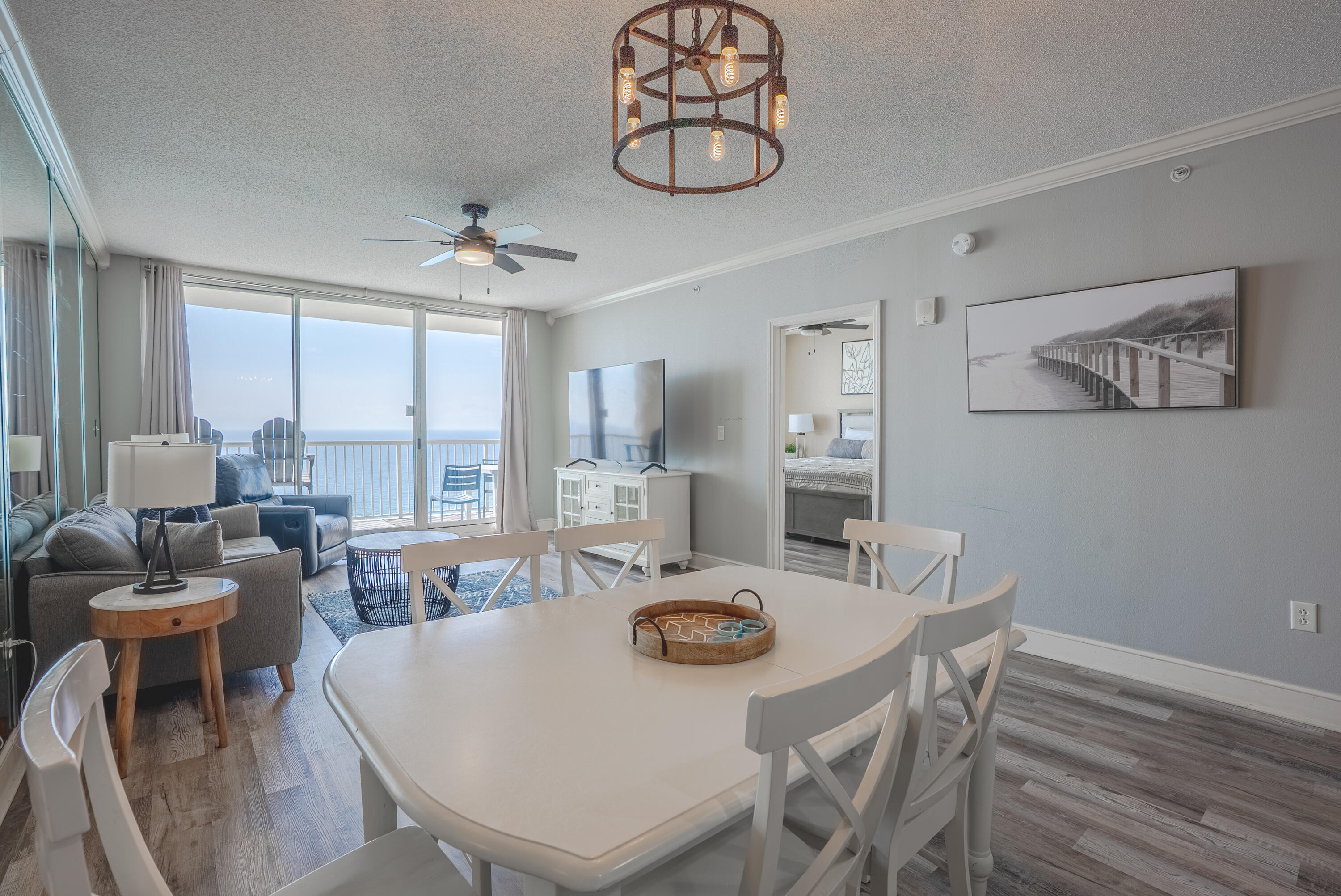 MAJESTIC BEACH TOWERS I - Residential