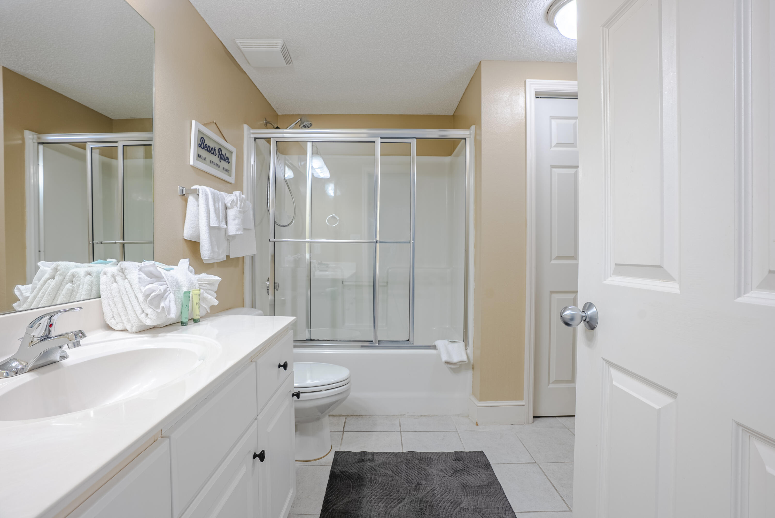 MAJESTIC BEACH TOWERS I - Residential