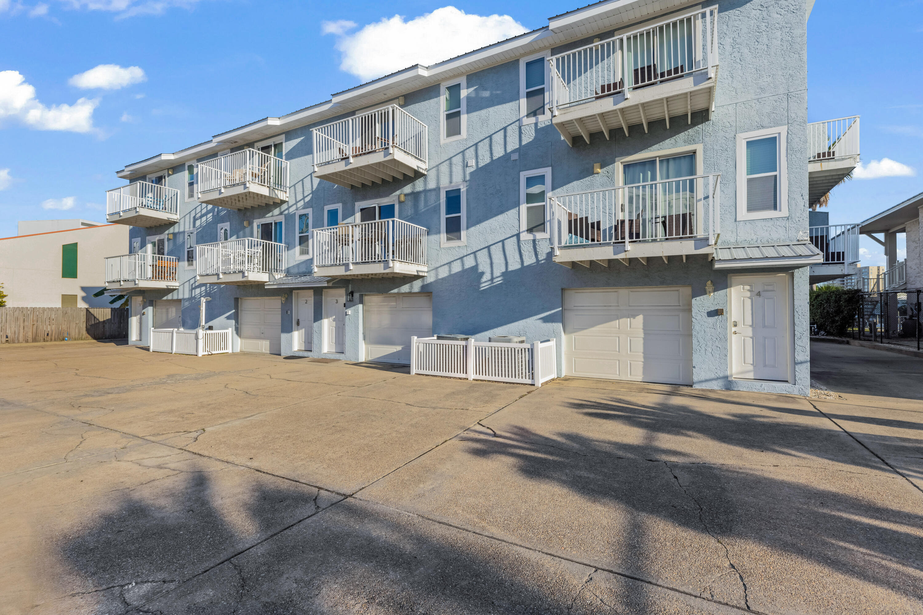 LAGUNA POINT CONDO - Residential Lease