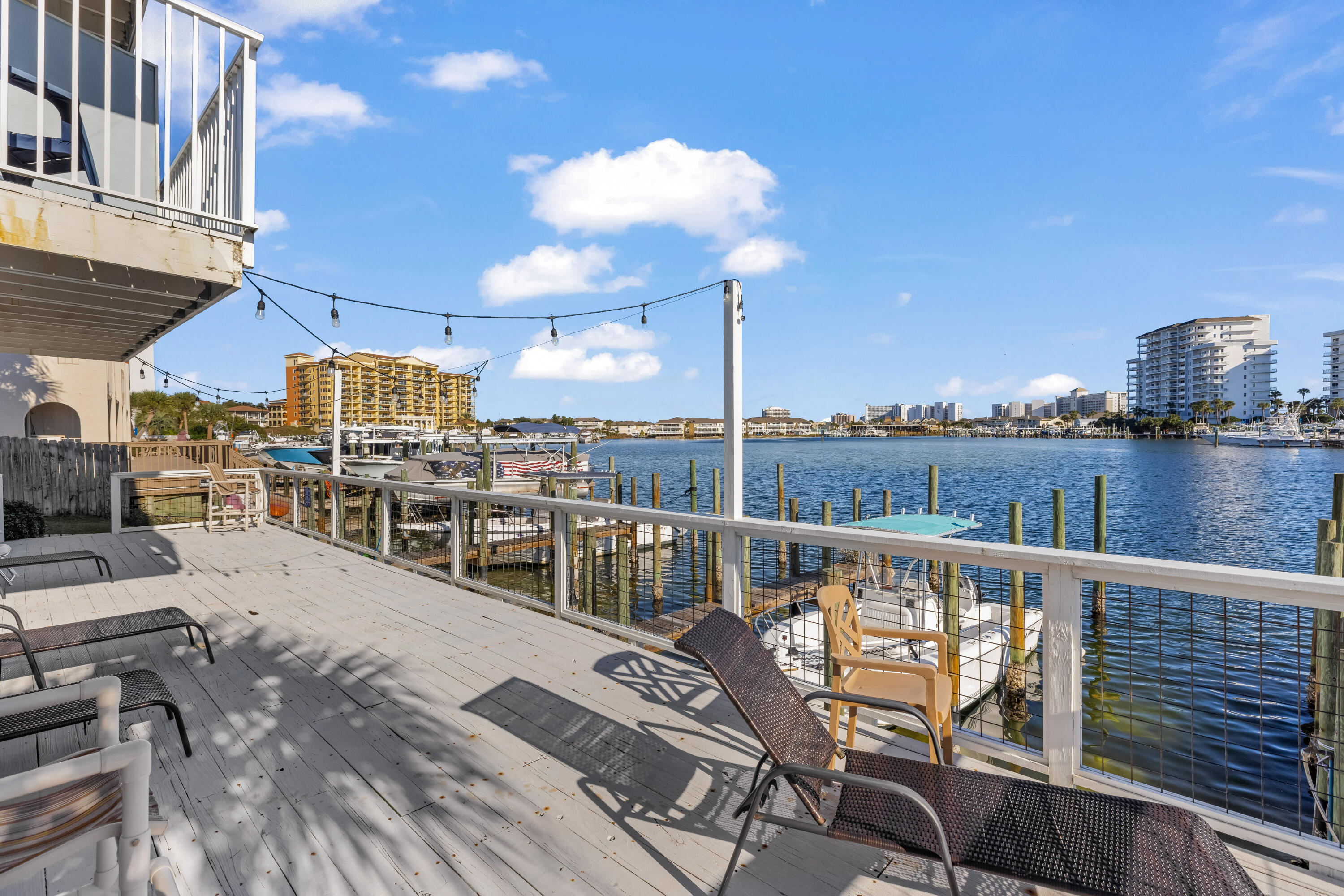 LAGUNA POINT CONDO - Residential Lease