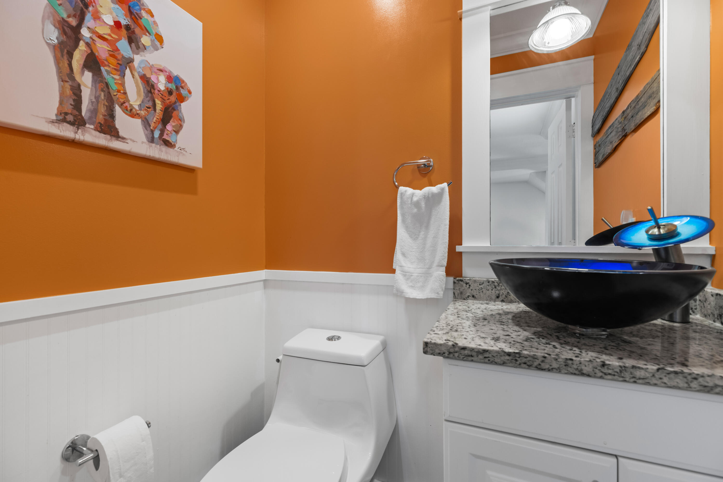 LAGUNA POINT CONDO - Residential Lease