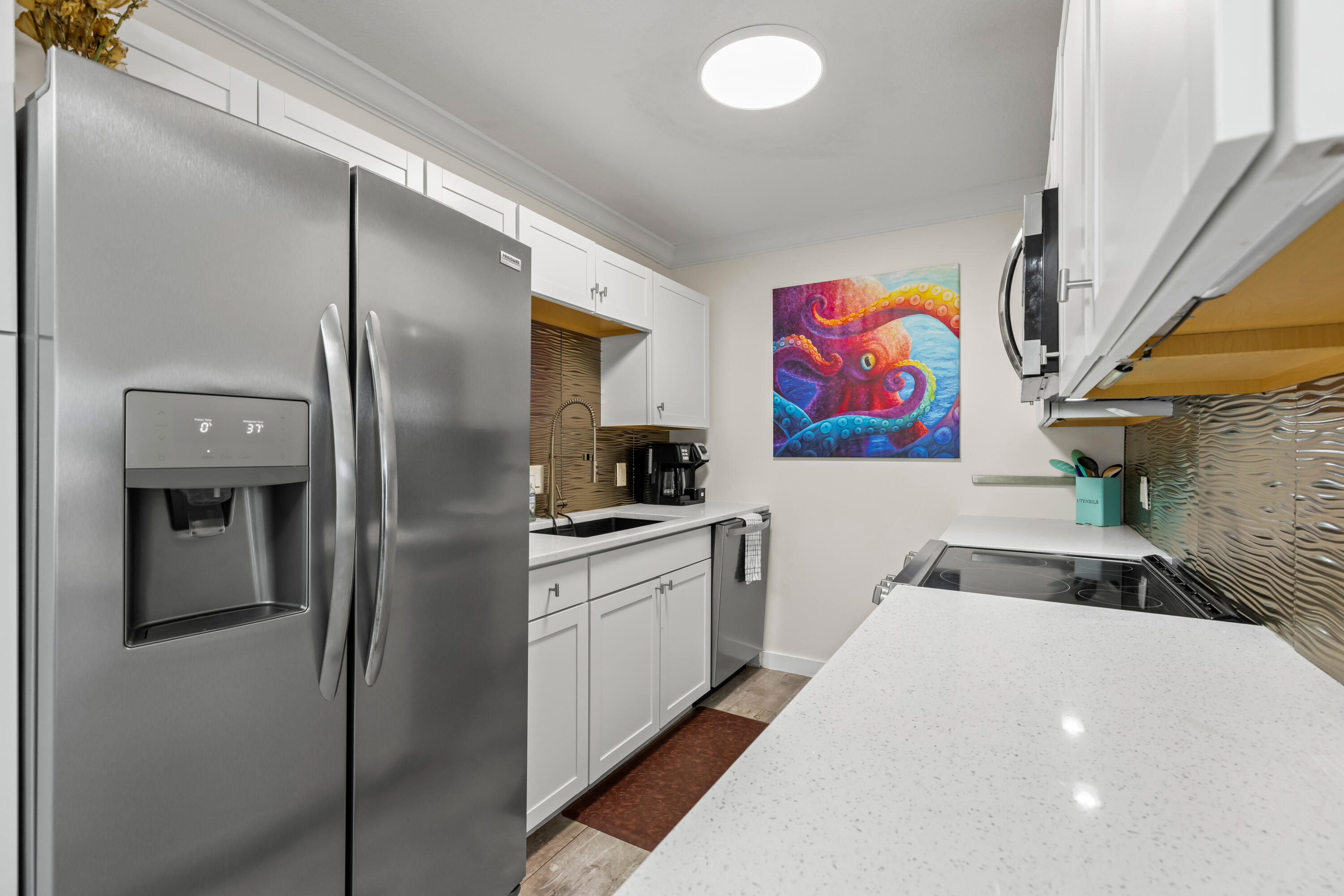 LAGUNA POINT CONDO - Residential Lease