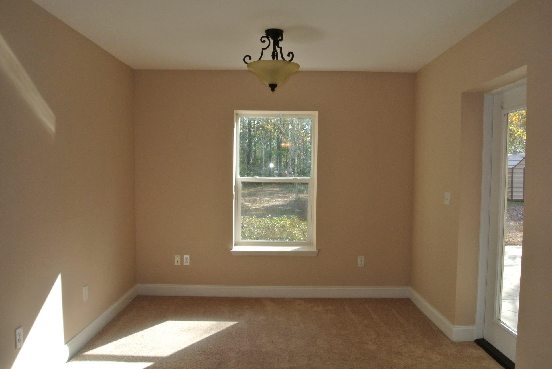 NO RECORDED SUBDIVISION - Residential Lease