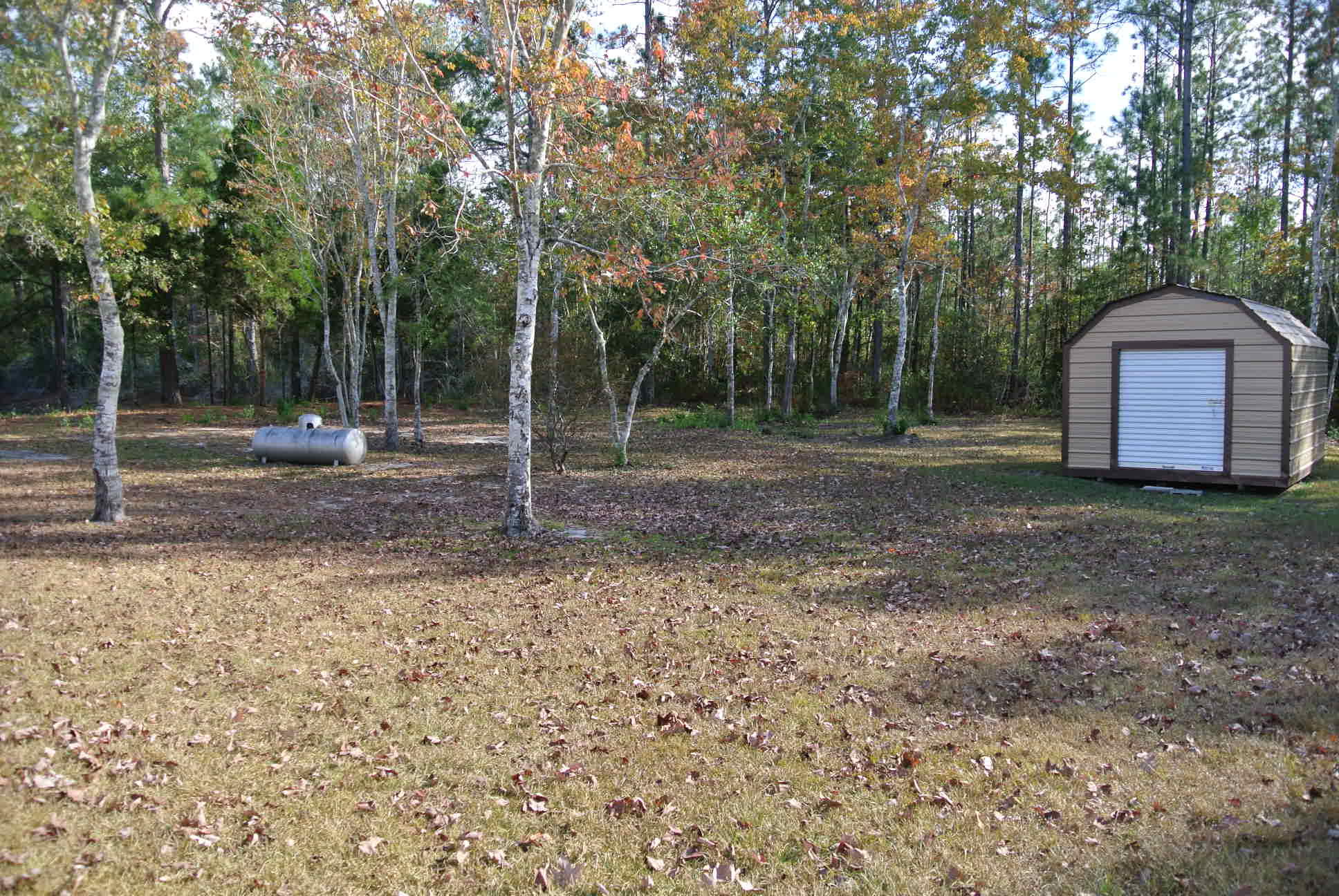 NO RECORDED SUBDIVISION - Residential Lease