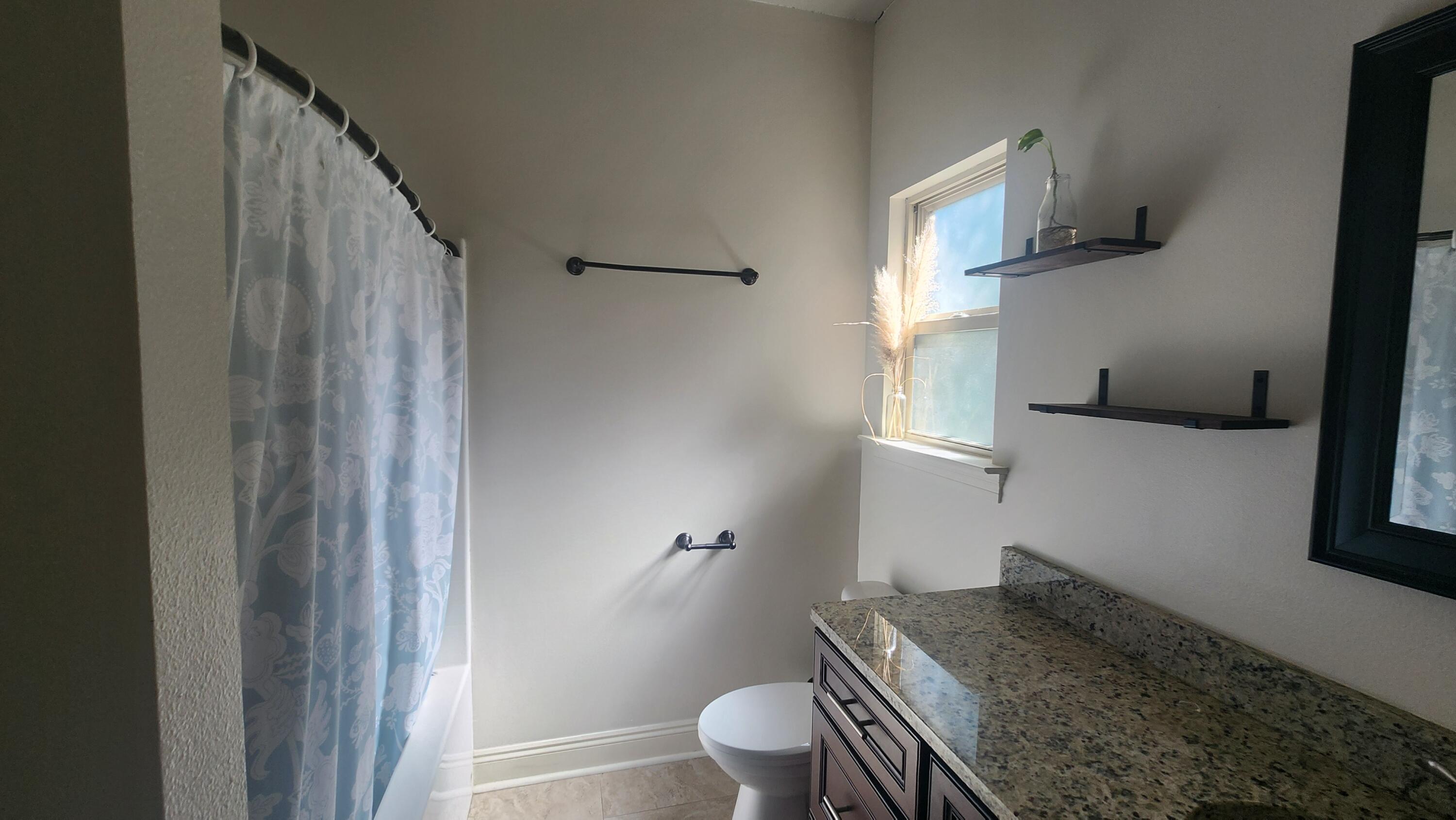 CRESCENT SHORES - Residential Lease