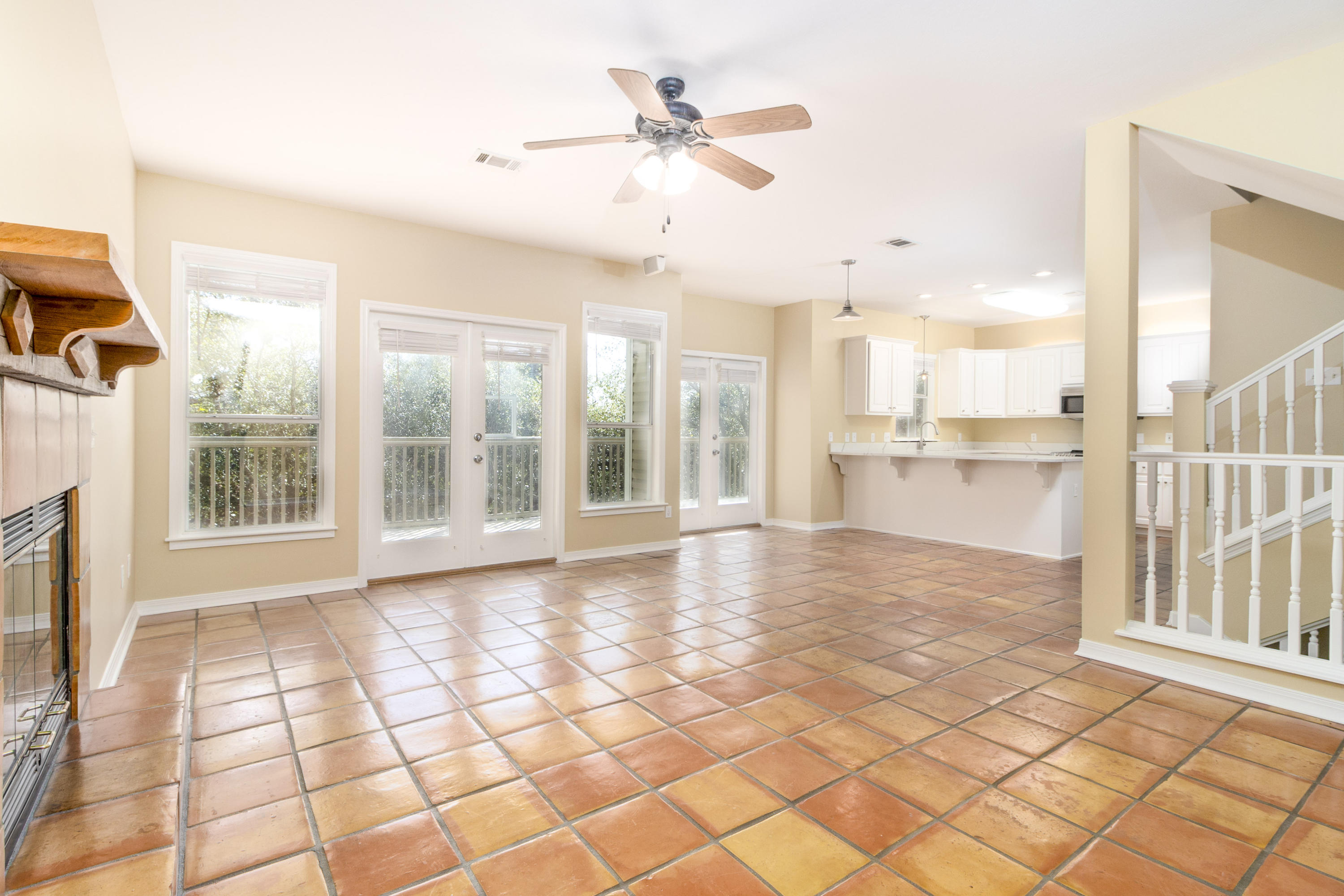 BLUE MOUNTAIN BEACH - Residential