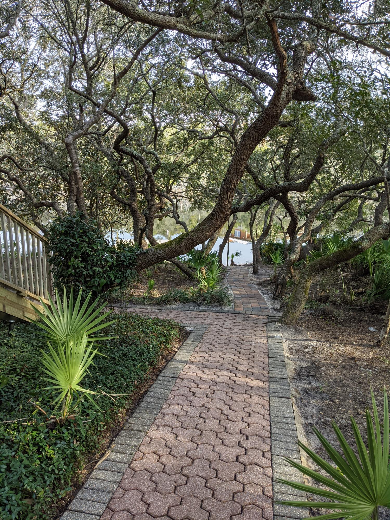 BLUE MOUNTAIN BEACH - Residential