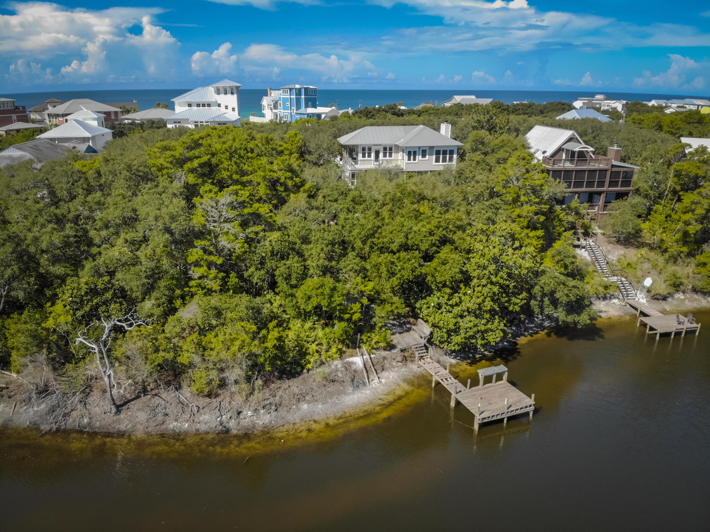 BLUE MOUNTAIN BEACH - Residential