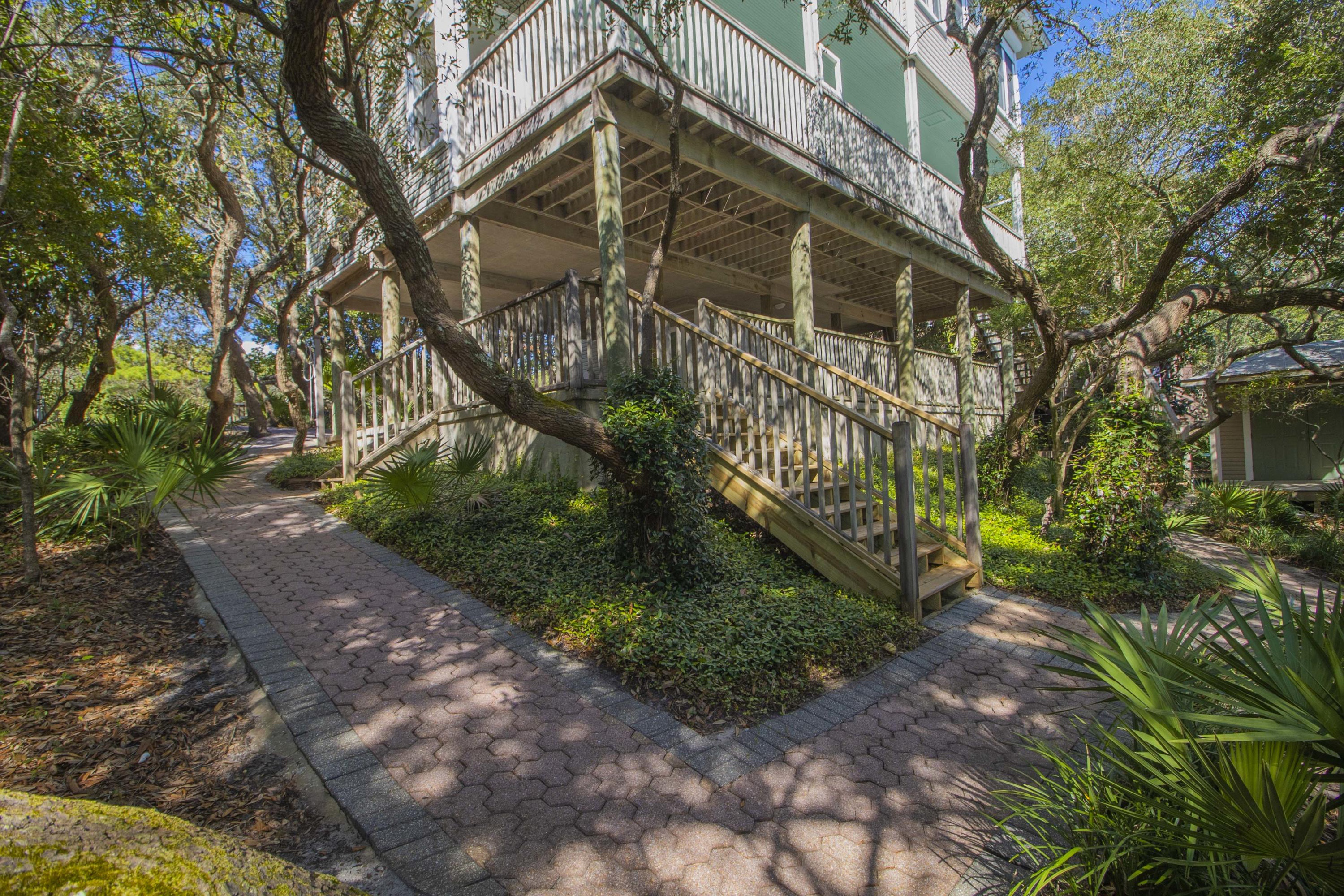 BLUE MOUNTAIN BEACH - Residential