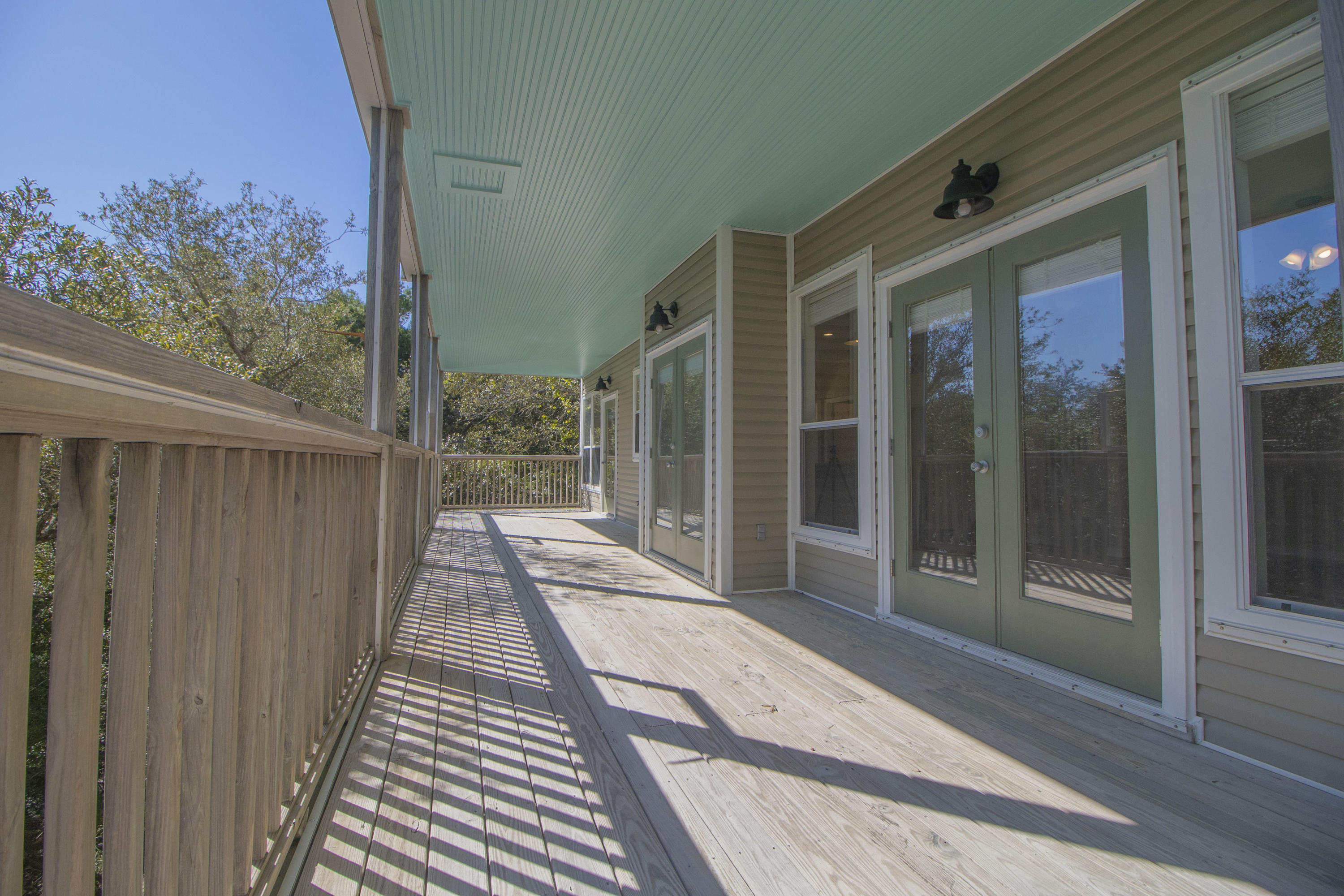 BLUE MOUNTAIN BEACH - Residential