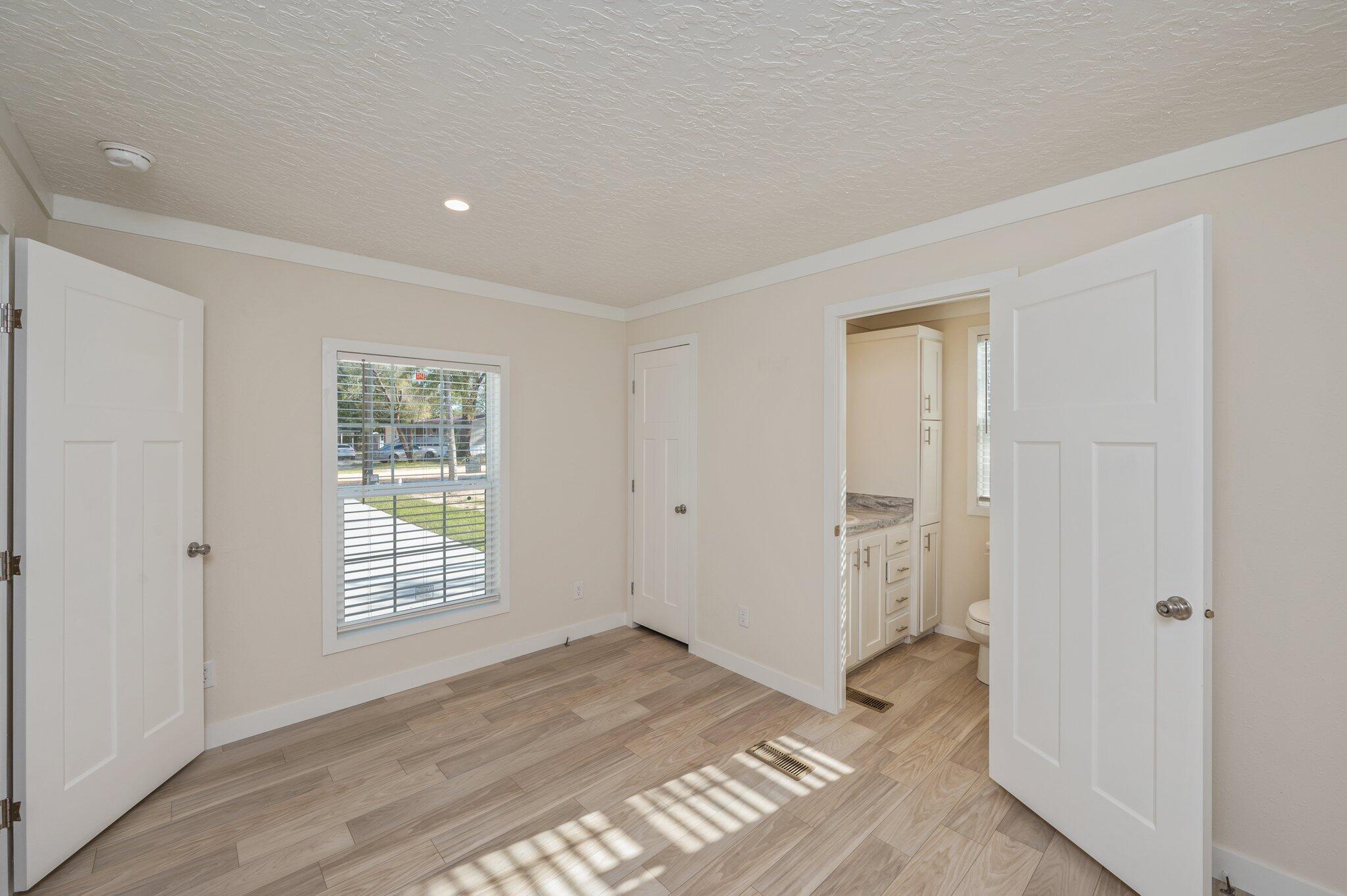 OAKWOOD HILLS UNIT 1 - Residential