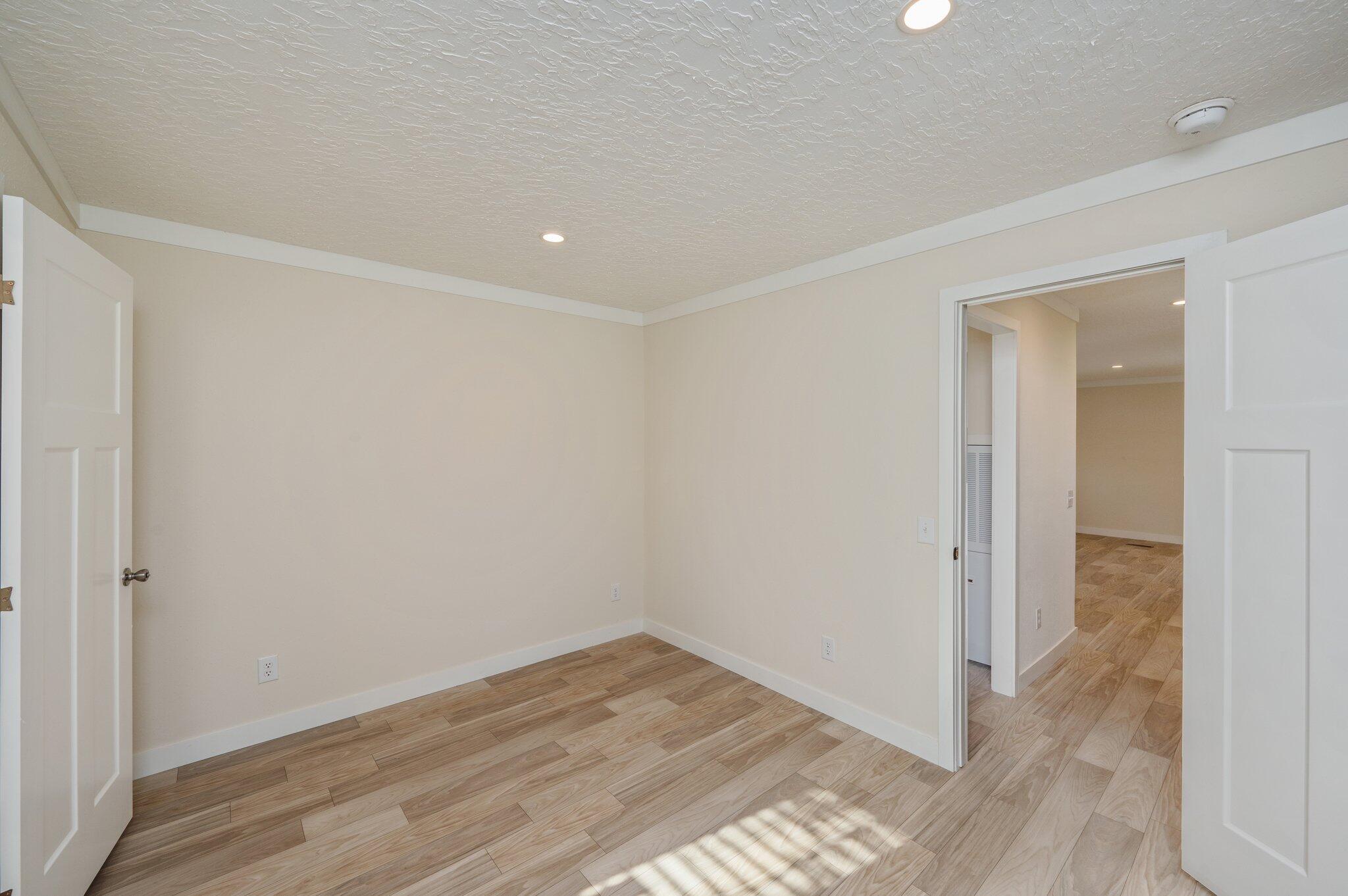 OAKWOOD HILLS UNIT 1 - Residential